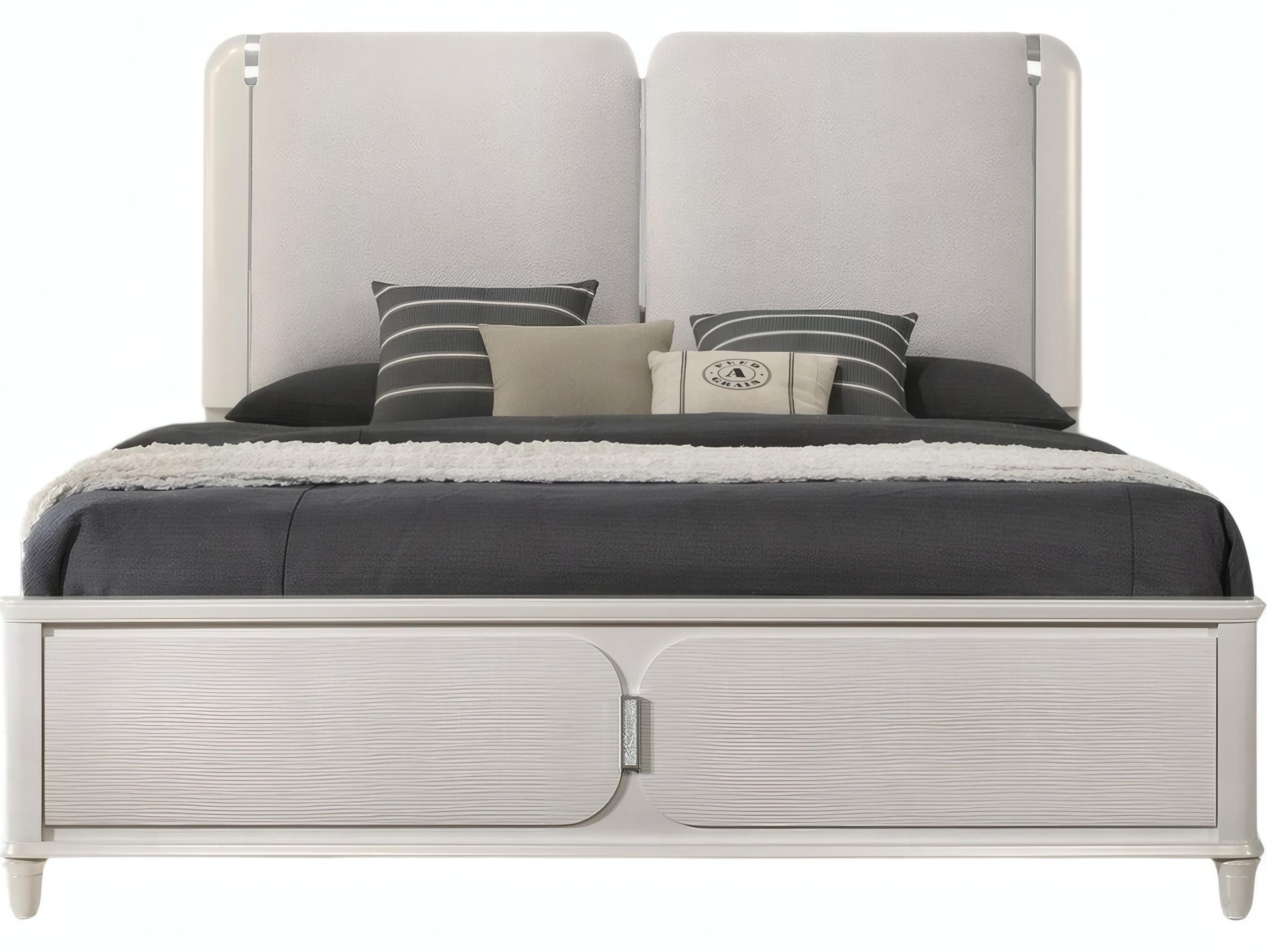 Acme Furniture Laveda Light Gray Boucle Pearl White Rubberwood Upholstered King Panel Bed