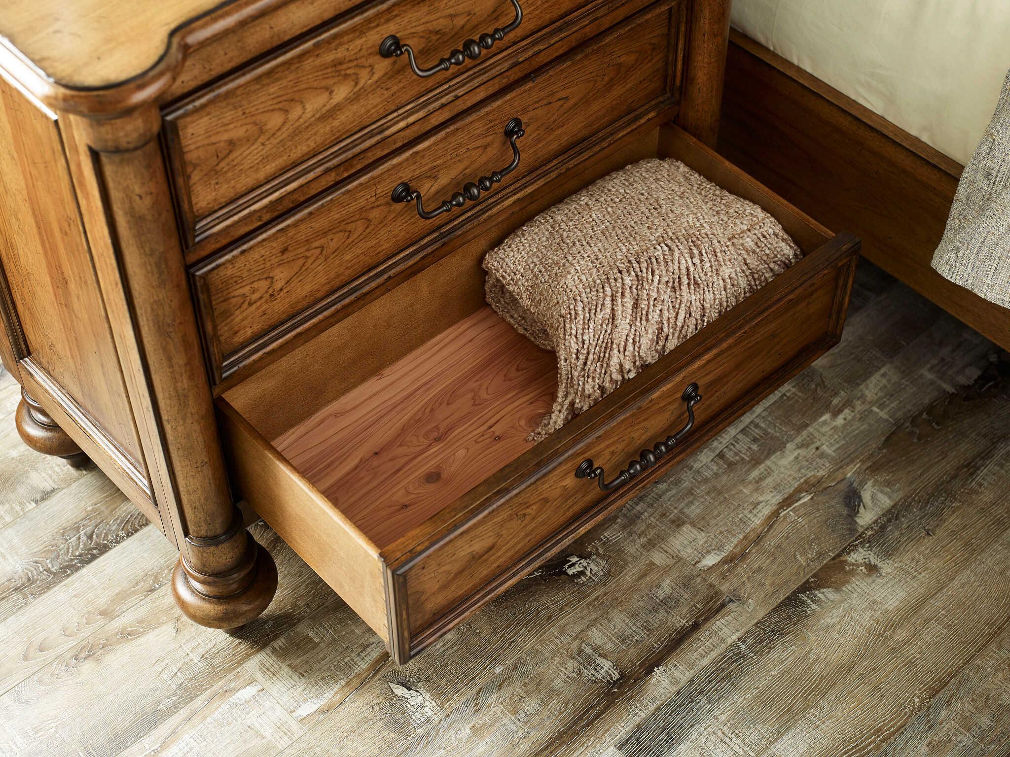 American Drew Berkshire Edmisten 3-Drawers Brown Hardwood Nightstand