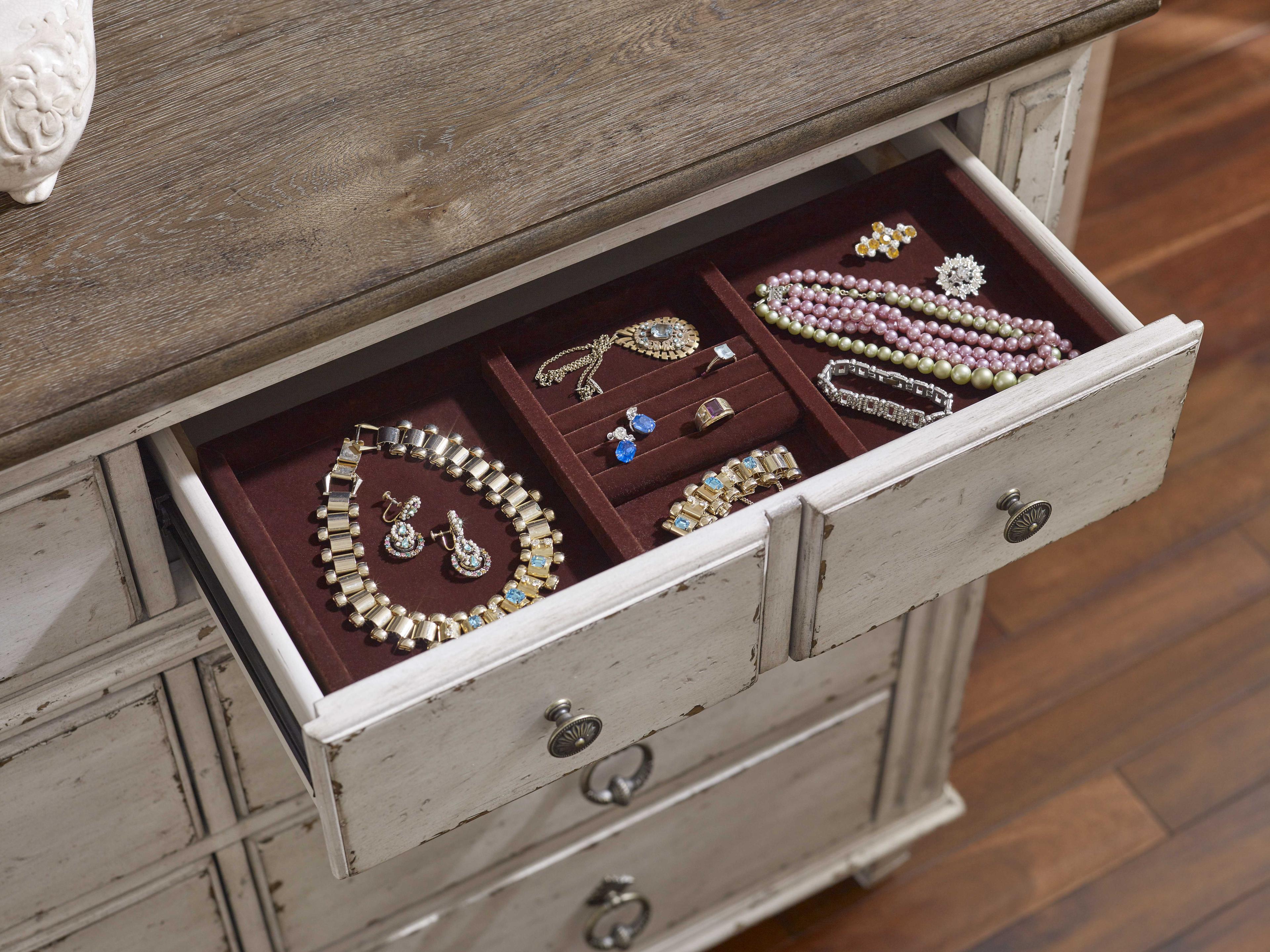 American Drew Southbury Bureau