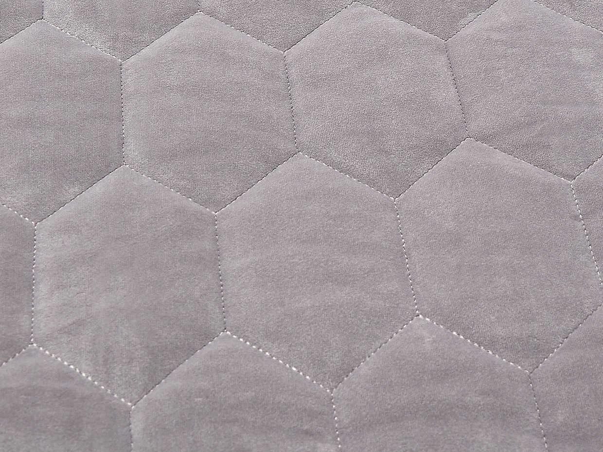 Michael Amini Bedding Affluent Dove Quilt Set