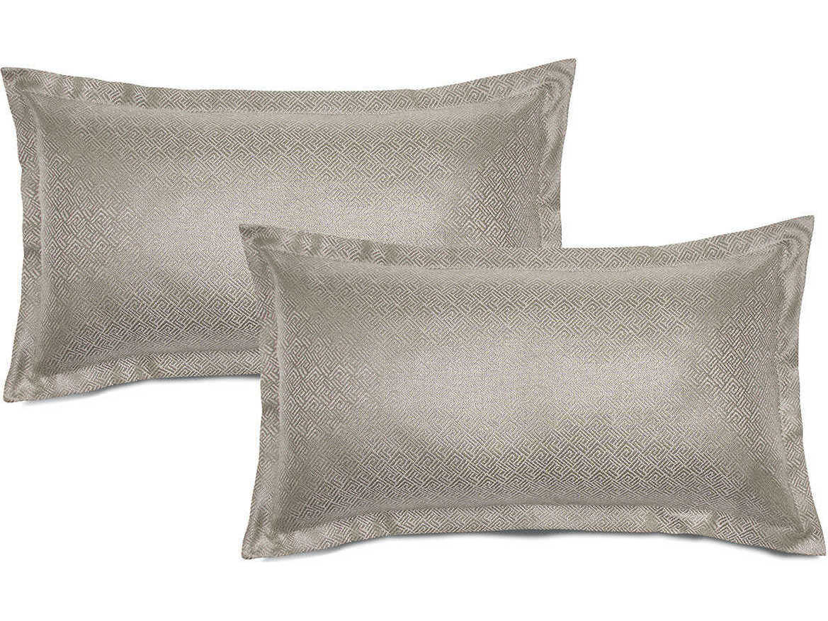 Michael Amini Port Orleans Throws