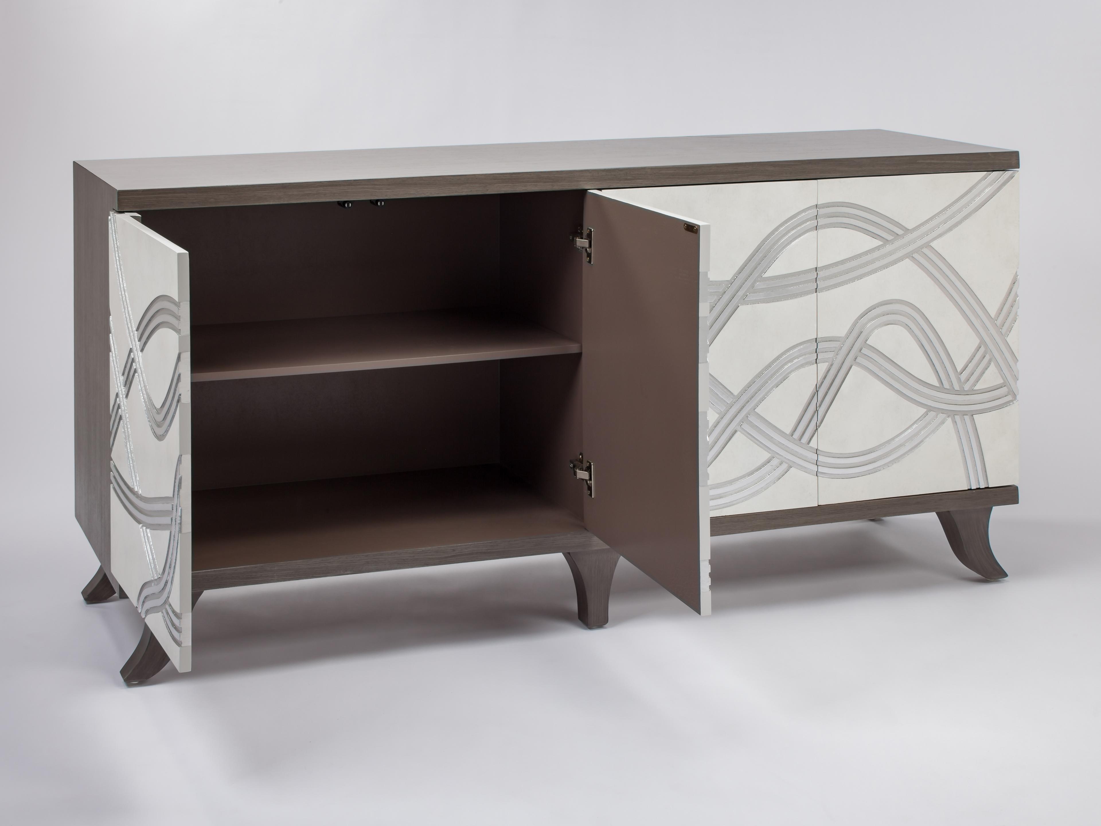 Artmax Frosty White and Silver Accent Chest