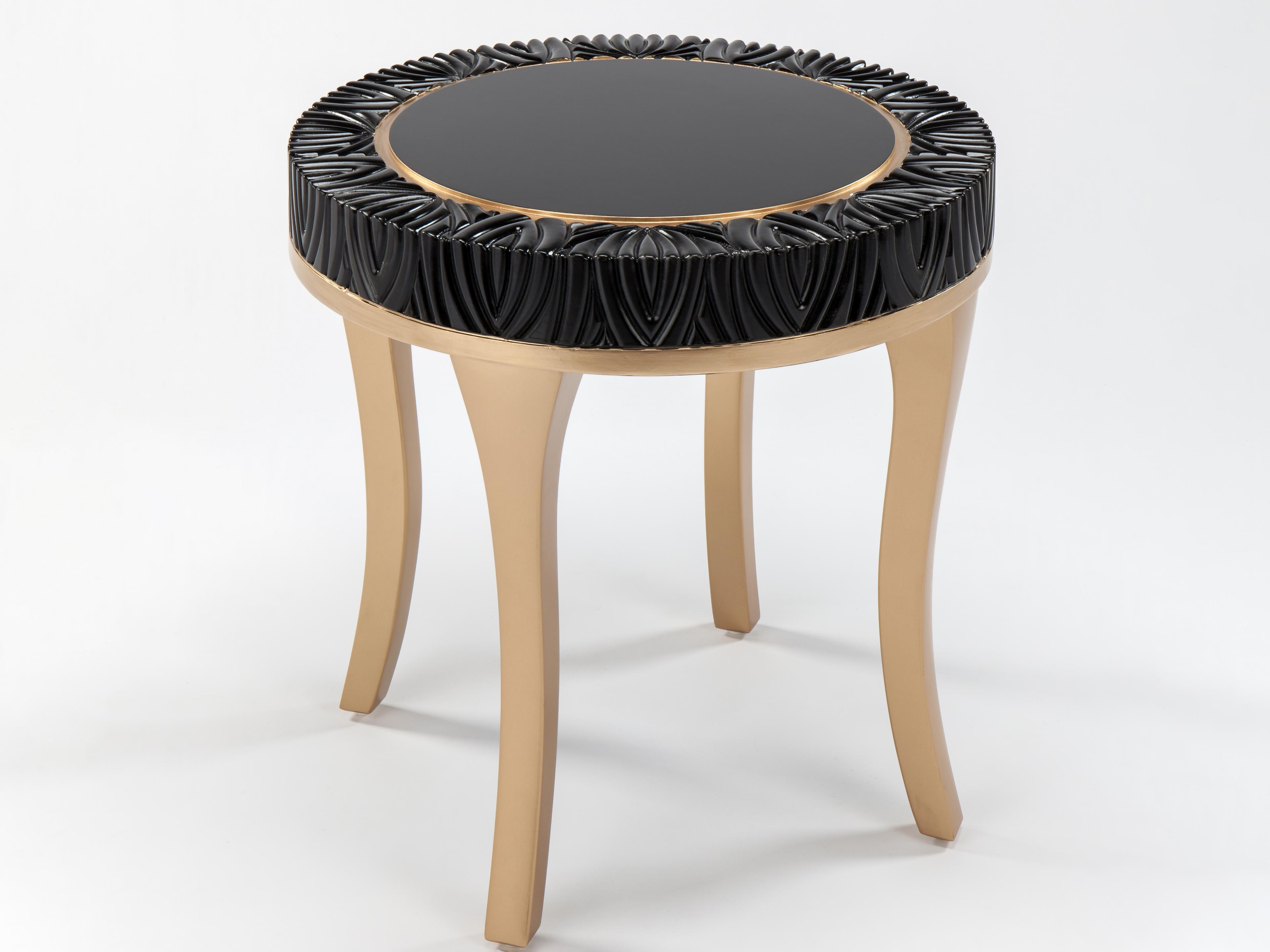Artmax Black and Gold Round End Table