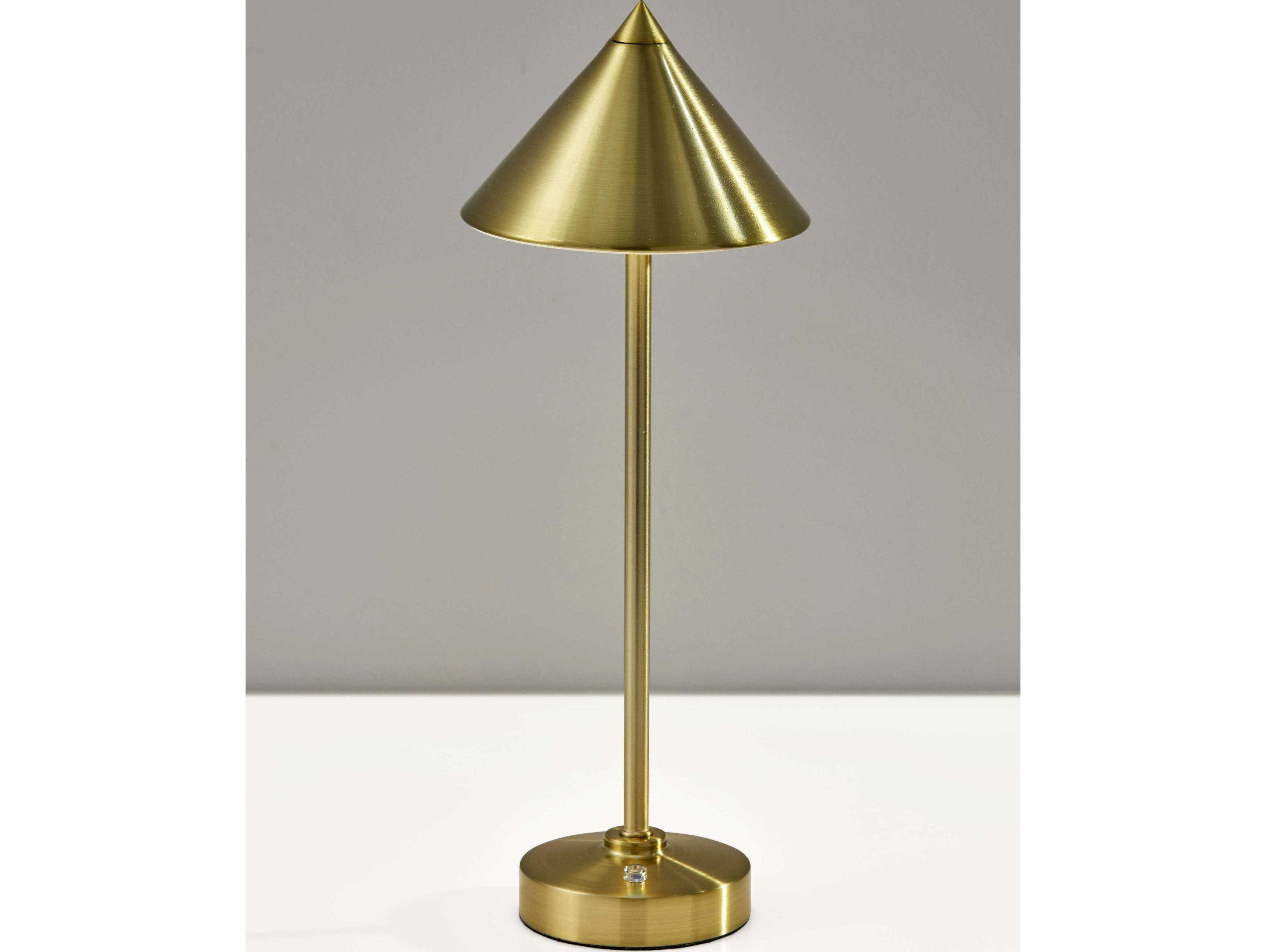 Adesso Ritchie Antique Brass With Frosted Diffuser Table Lamp