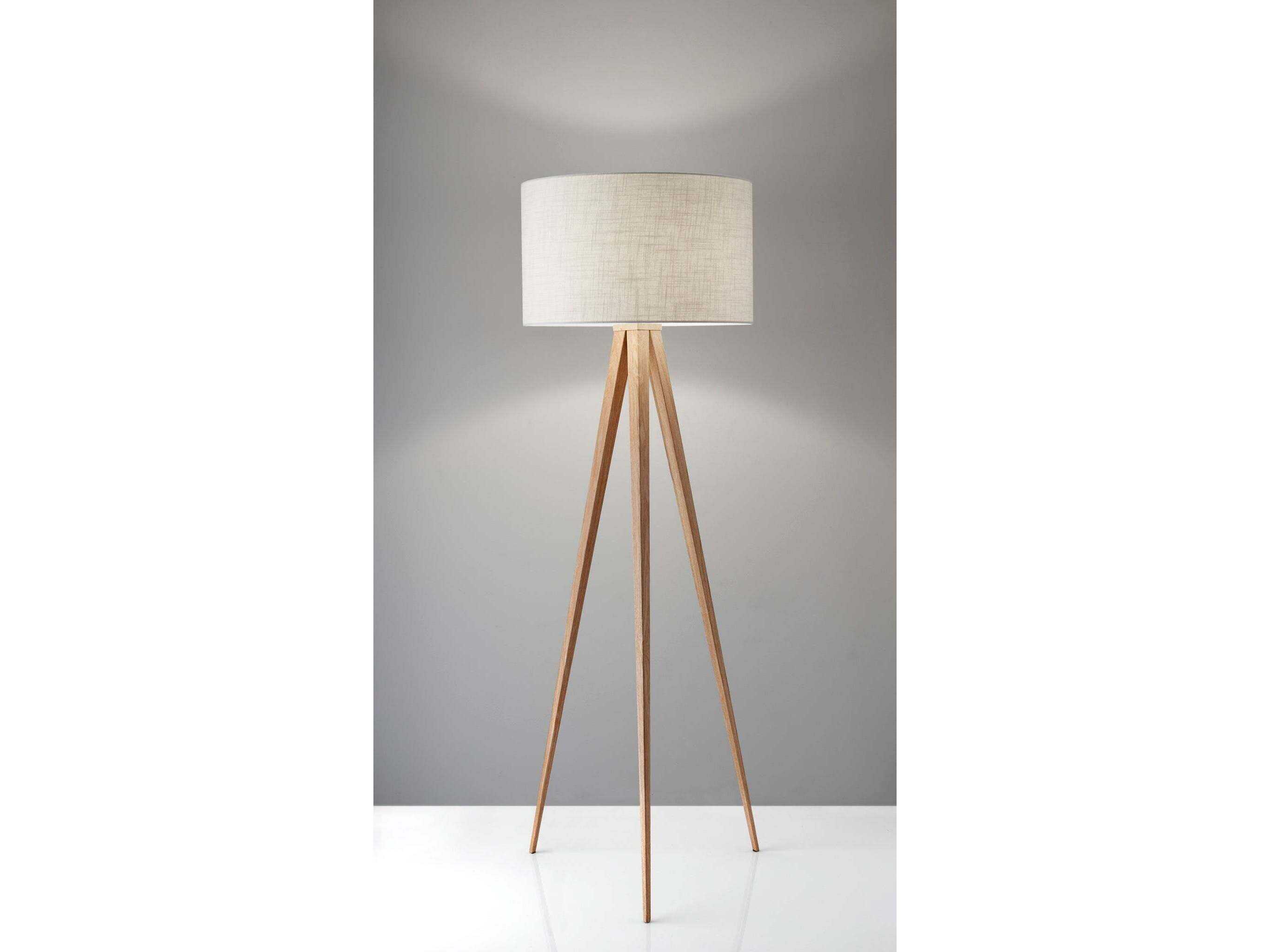 Adesso Director Natural Oak Veneer Brown Floor Lamp