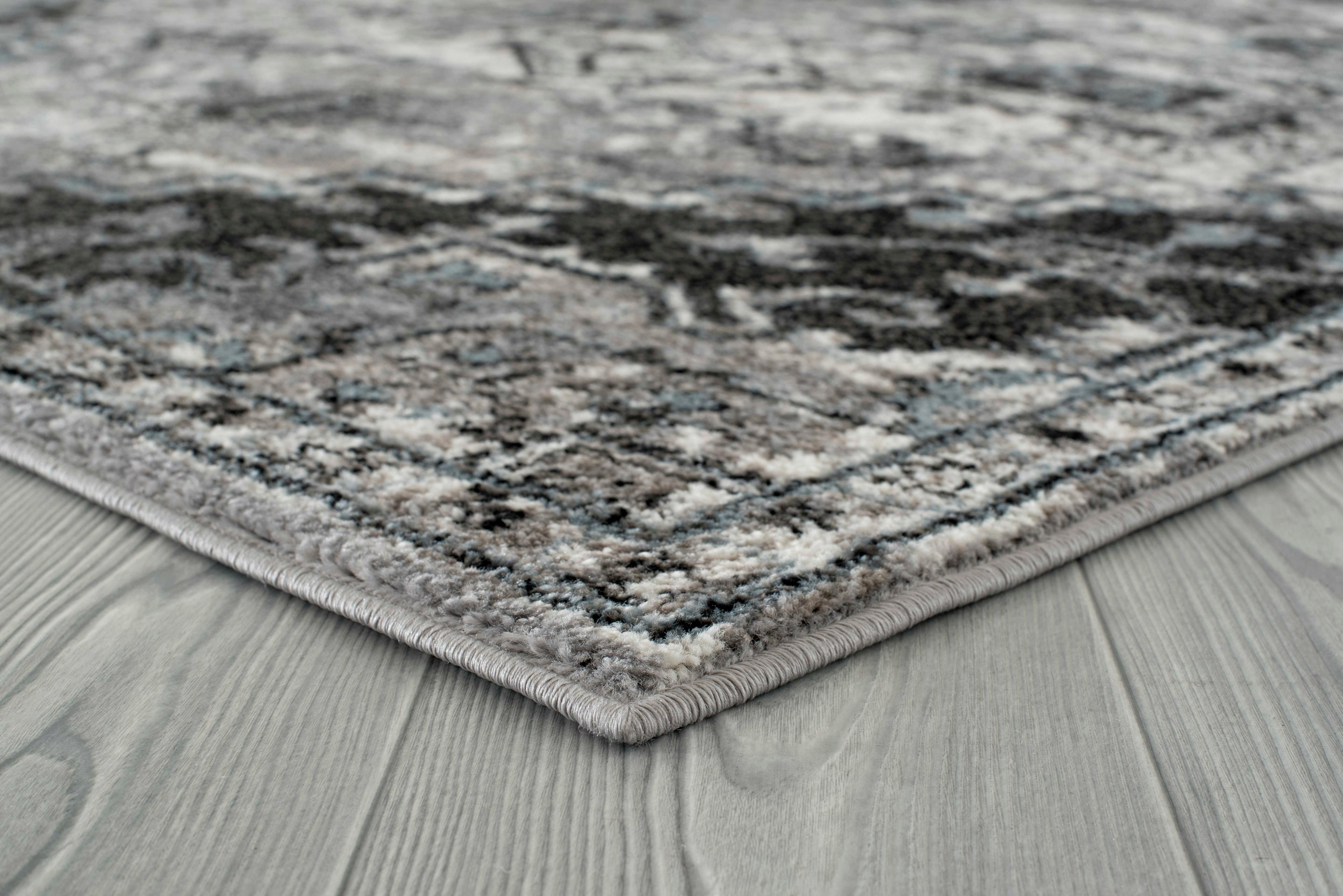 Amer Rugs Alexandria Bordered Runner Area Rug