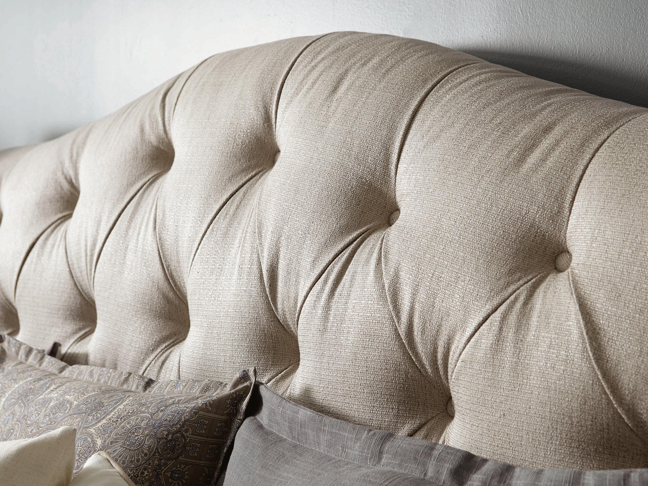 A.R.T. Furniture Summer Creek Shoals Scrubbed Oak Beige Wood Upholstered King Sleigh Bed