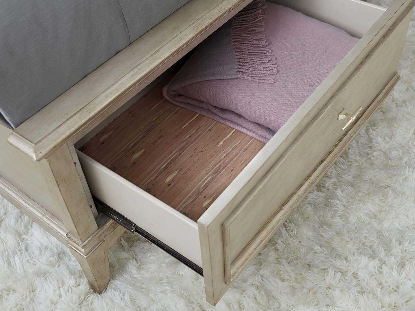 A.R.T. Furniture Starlite Peri Silver Parrawood Upholstered Queen Panel Bed