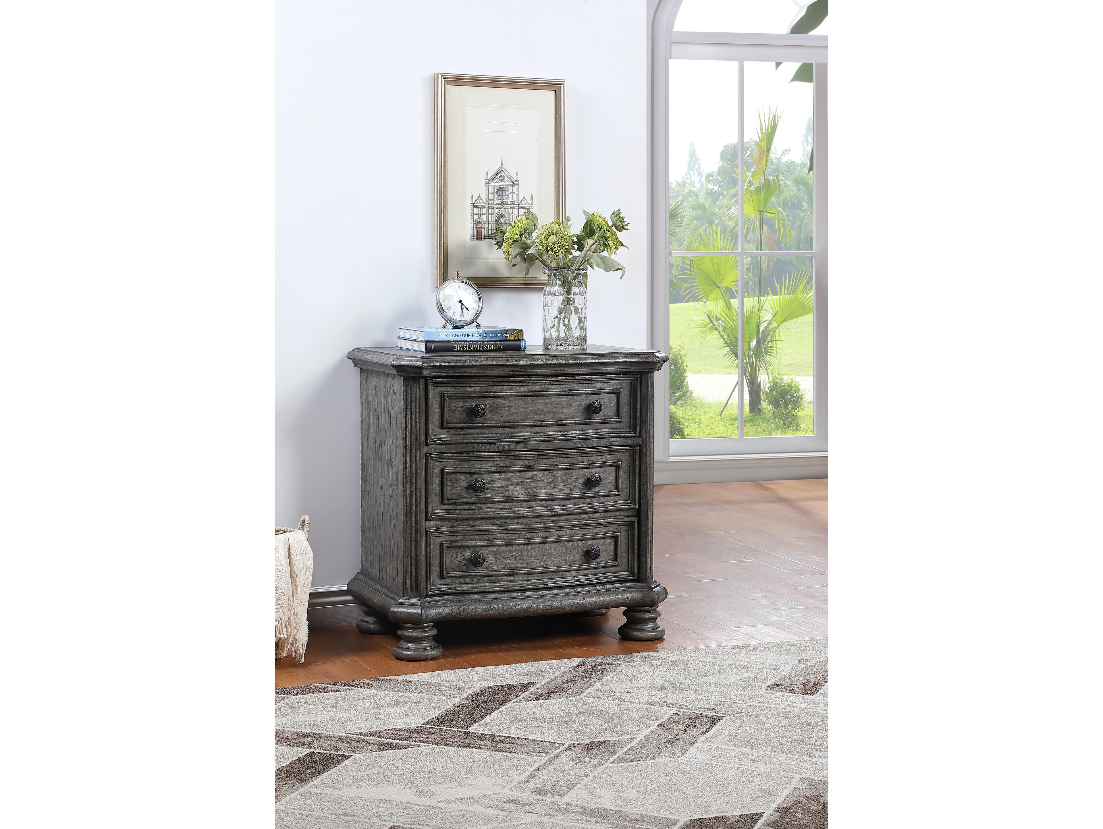 Avalon Furniture 3-Drawers Gray Rubberwood Nightstand