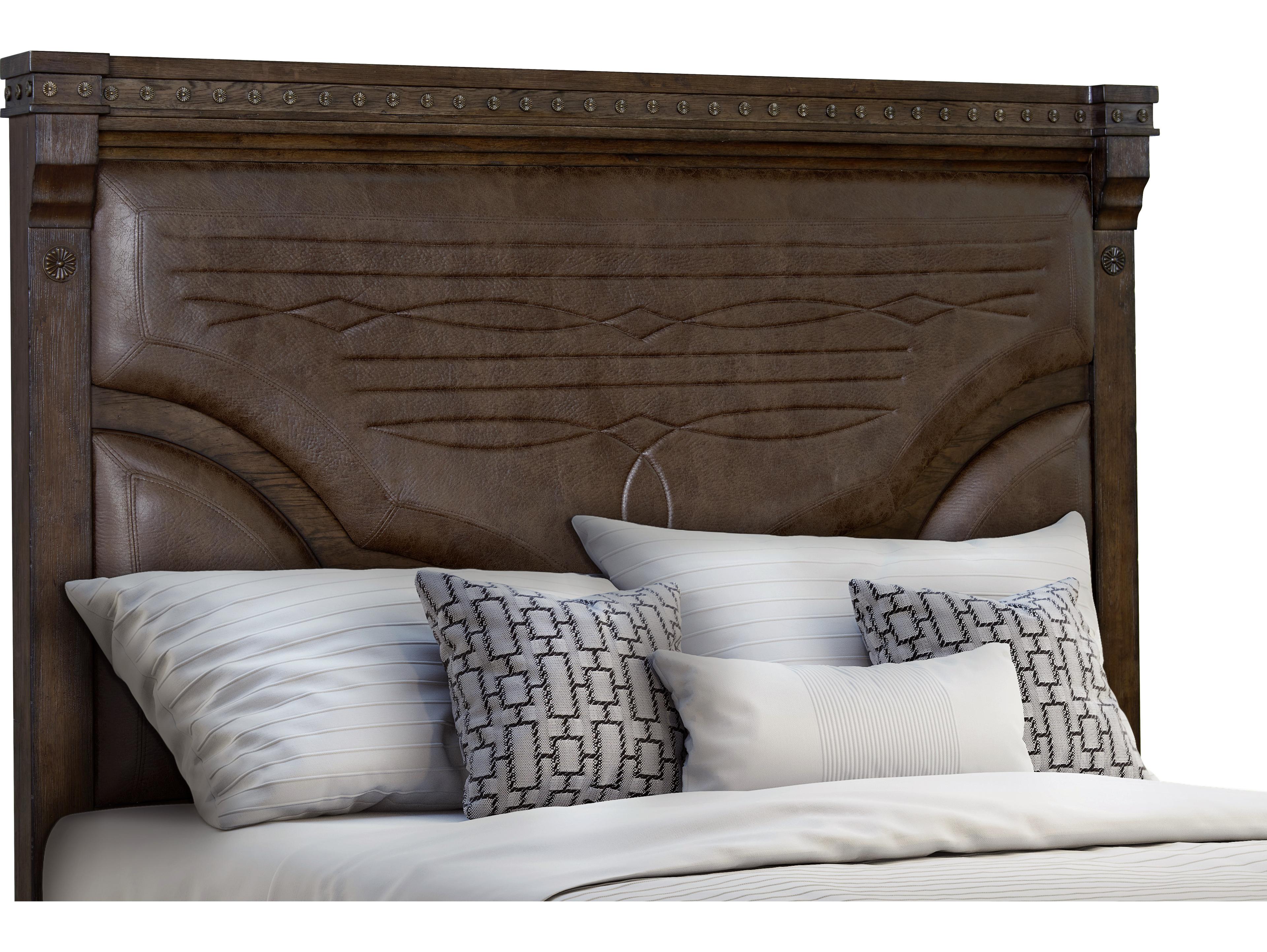Avalon Furniture Warm Brown Oak Rubberwood Upholstered Queen Panel Bed