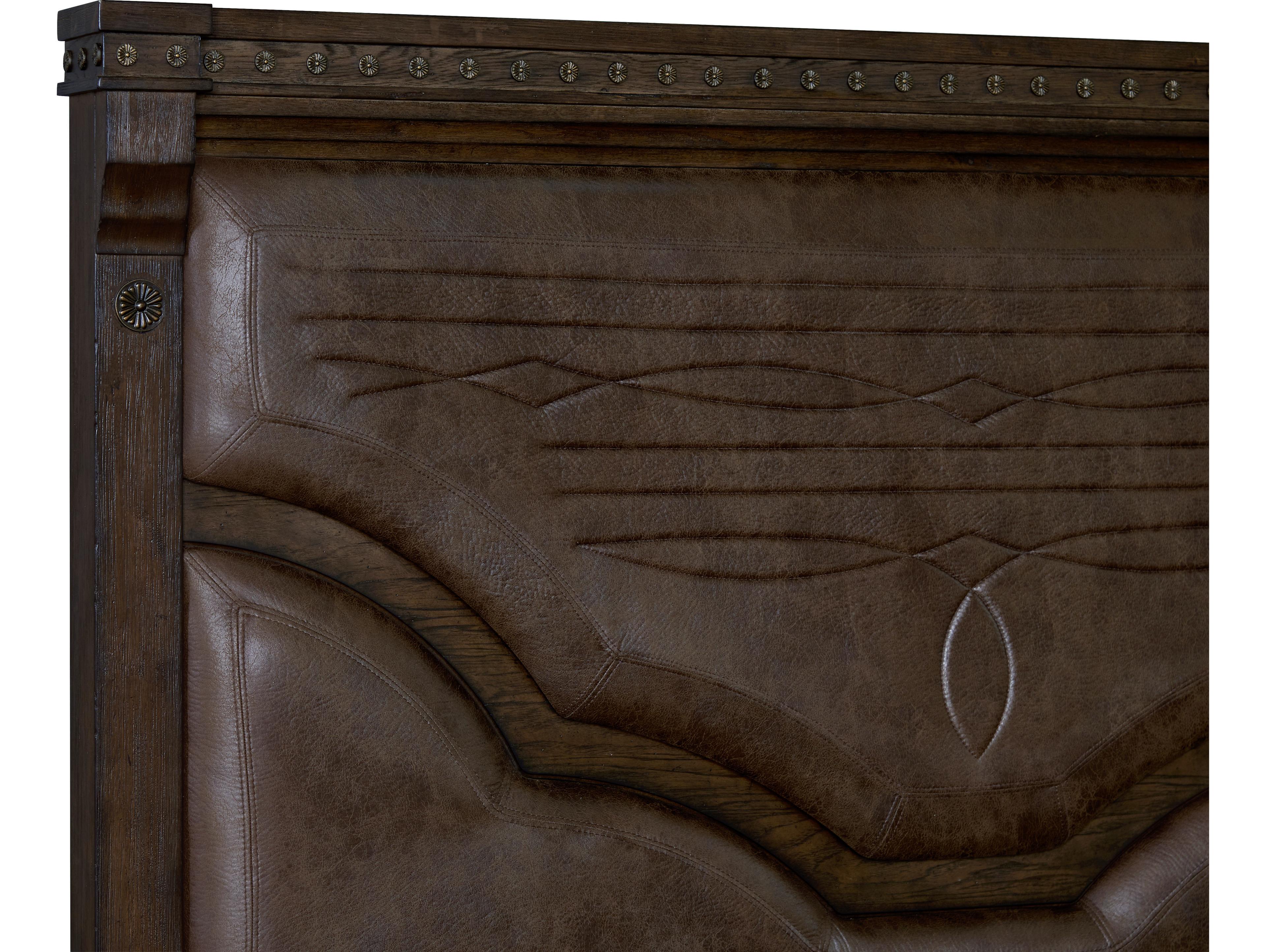 Avalon Furniture Warm Brown Oak Rubberwood Upholstered Queen Panel Bed