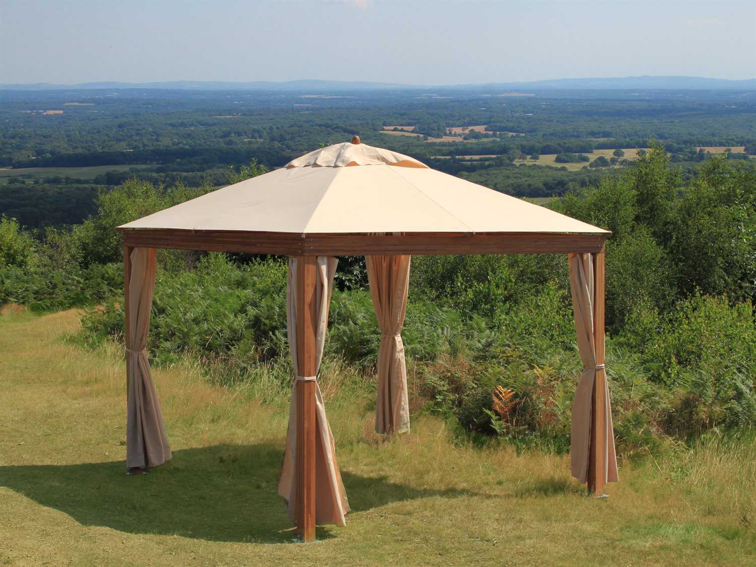 Bambrella Alize 10 x 10 Foot Square Bamboo Pavilion