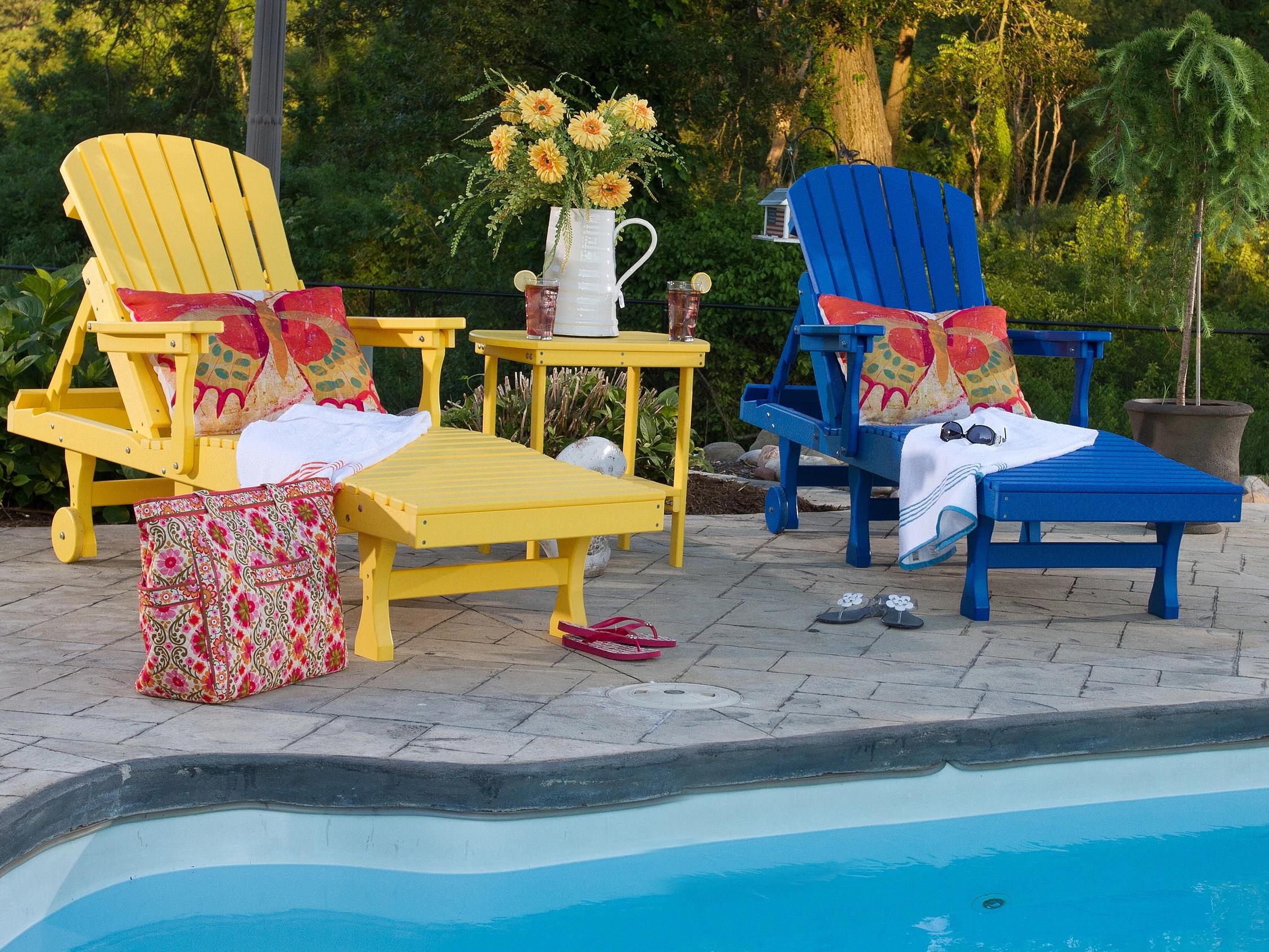 Berlin Gardens Comfo-back Recycled Plastic Patio Lounge Set