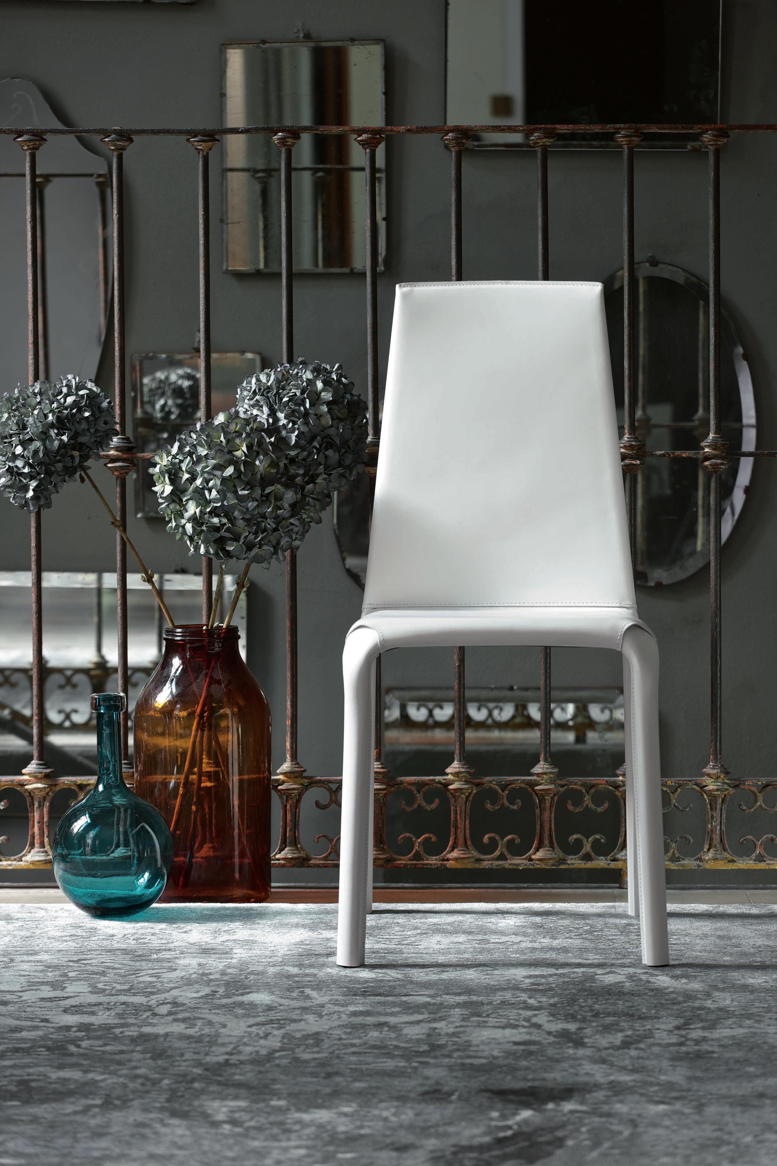 Bontempi Casa Alice Leather White Upholstered Side Dining Chair