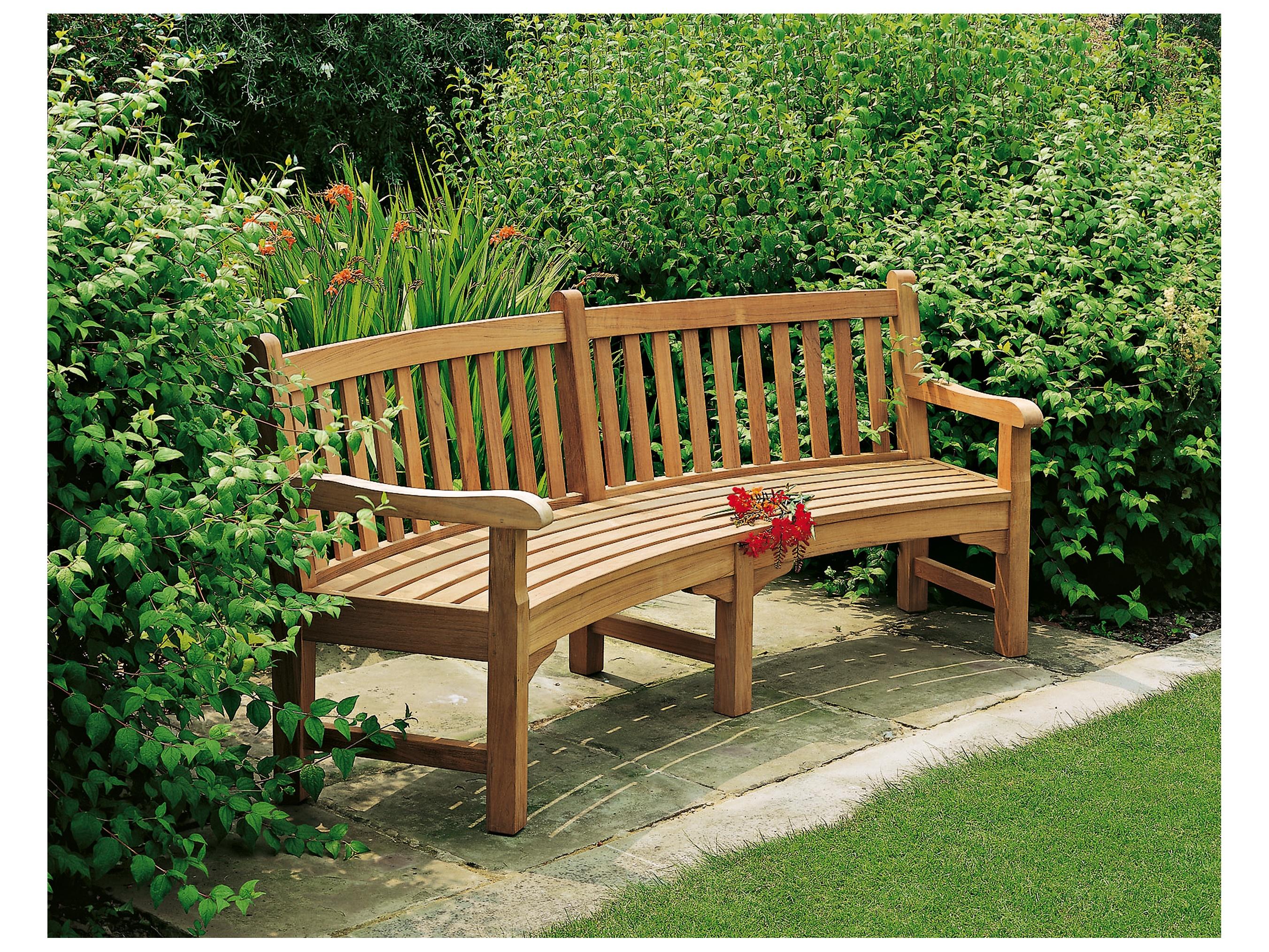 Barlow Tyrie Glenham Curved Bench - Natural Teak
