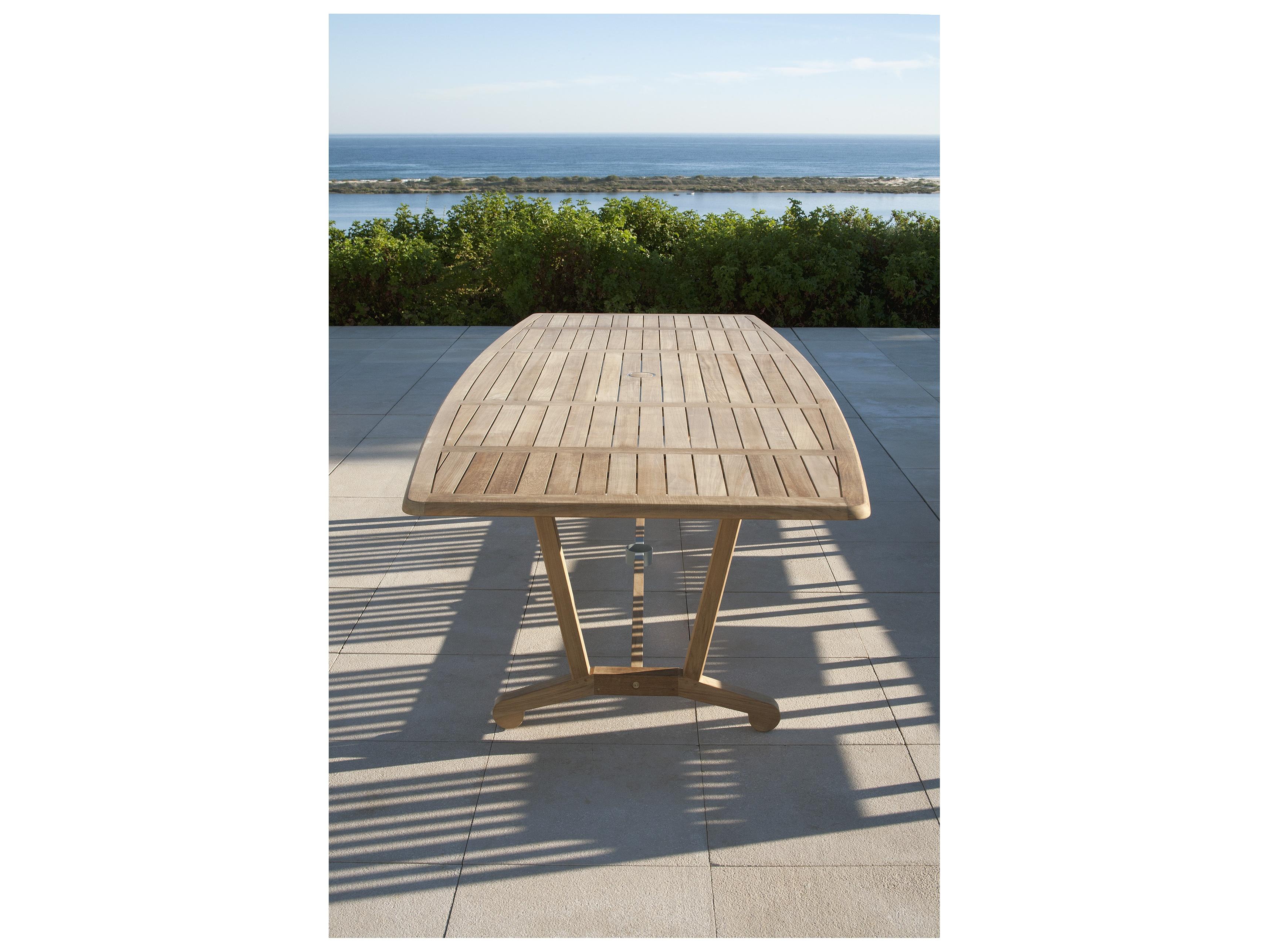 Barlow Tyrie Chesapeake Dining Table - Natural Teak
