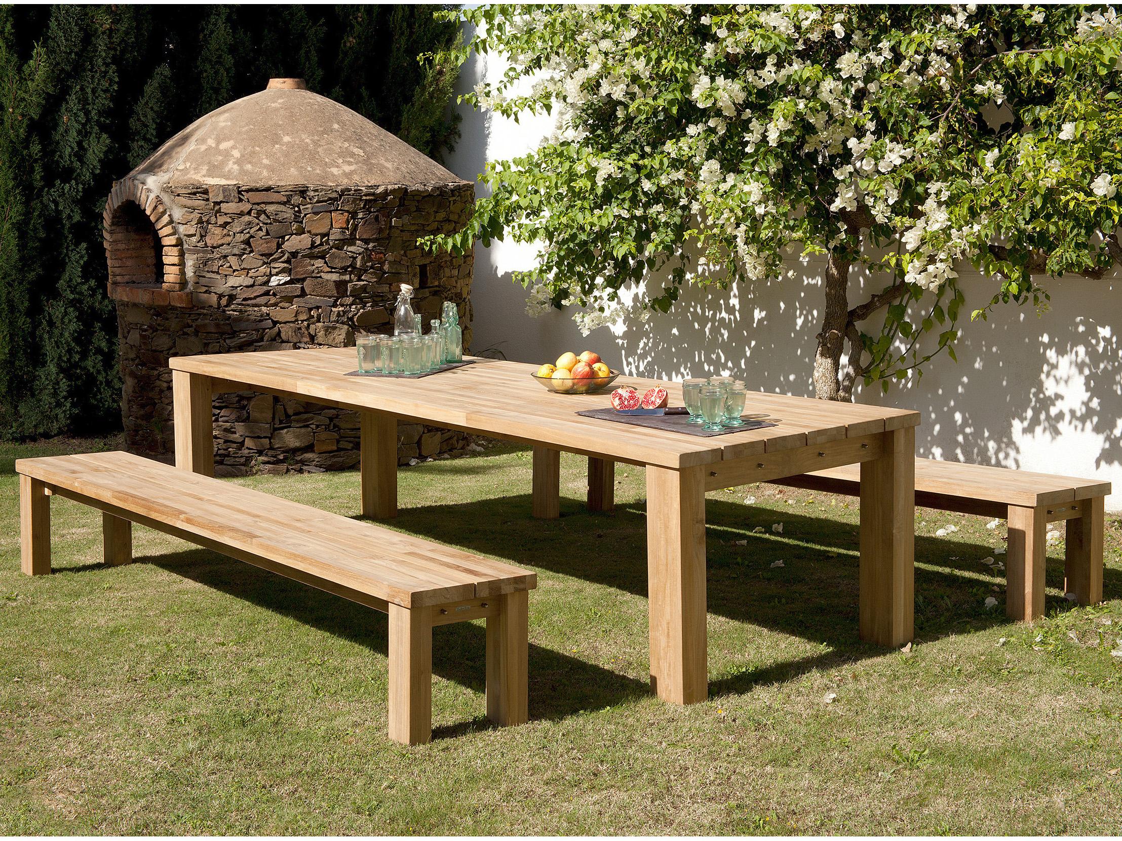 Barlow Tyrie Titan Aluminum Dining Set