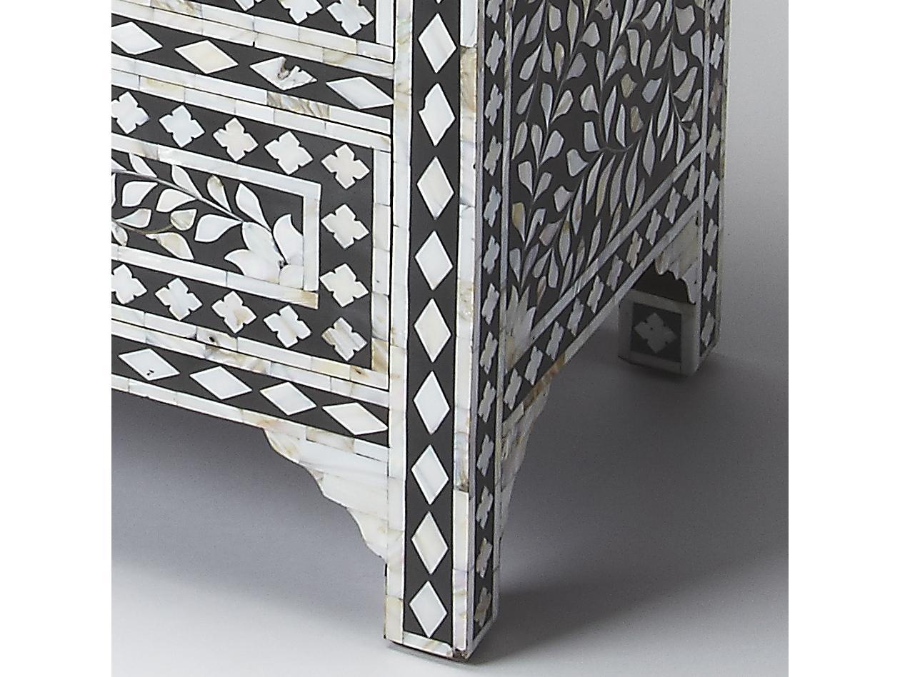 Butler Vivienne 3-Drawers Mango Wood Dresser