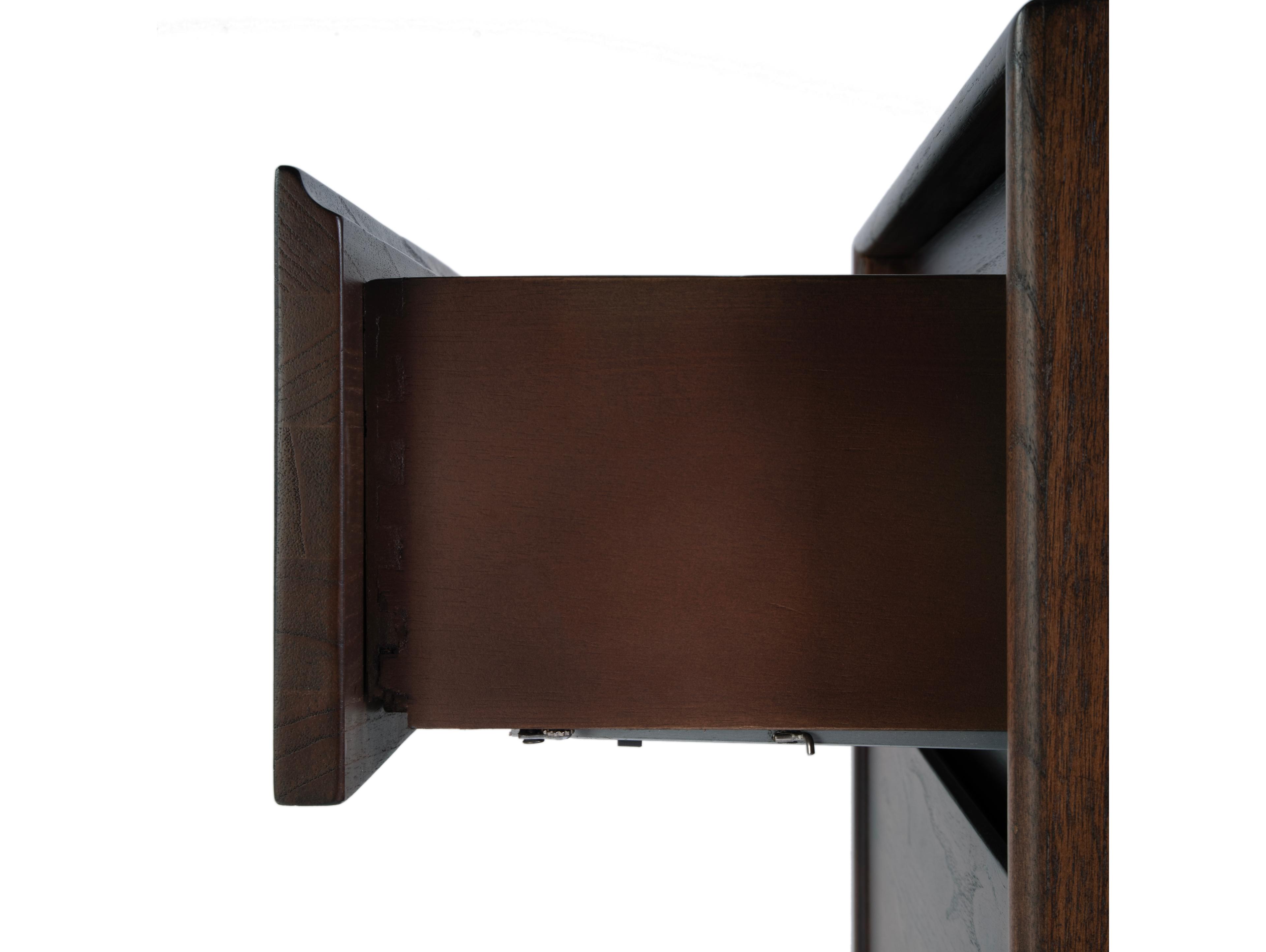 Butler Halmstad 3-Drawers Mindi Wood Nightstand