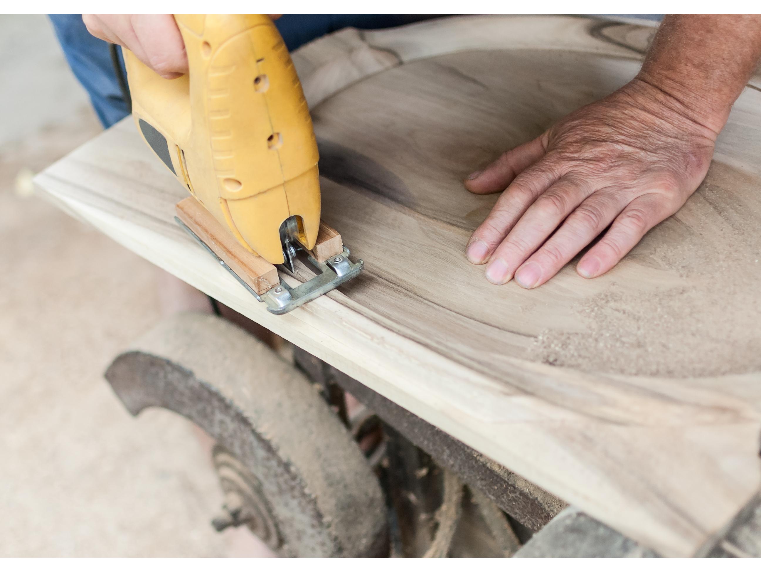 Butler Finnegan Antique Cherry End Table