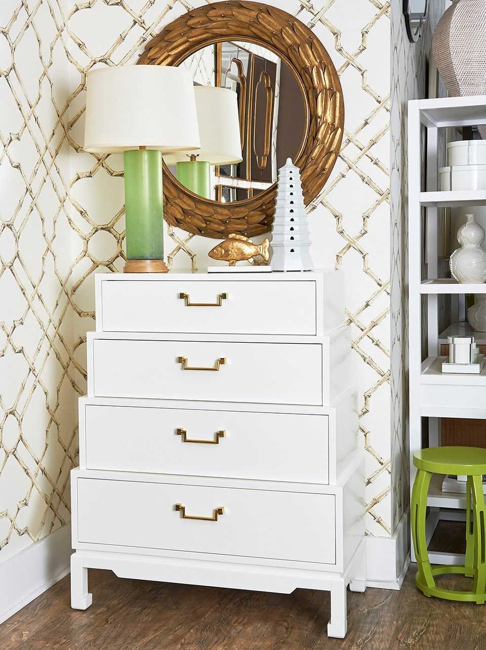 Villa & House Accent Gold Leaf White Marble Sculpture