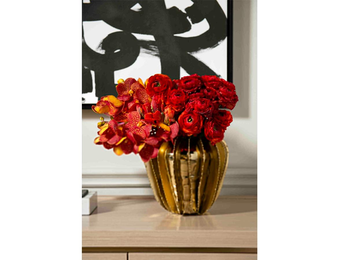 Villa & House Brass Doral Vase