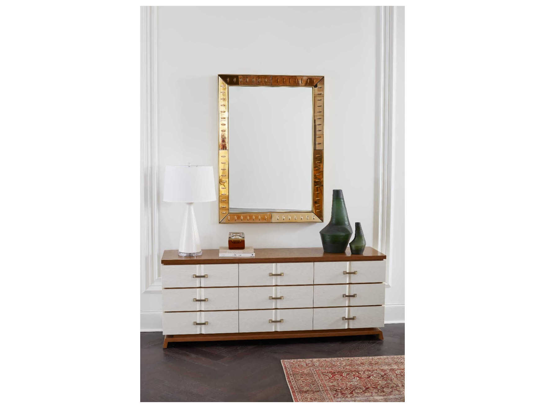 Villa & House Tristan Bedroom Set