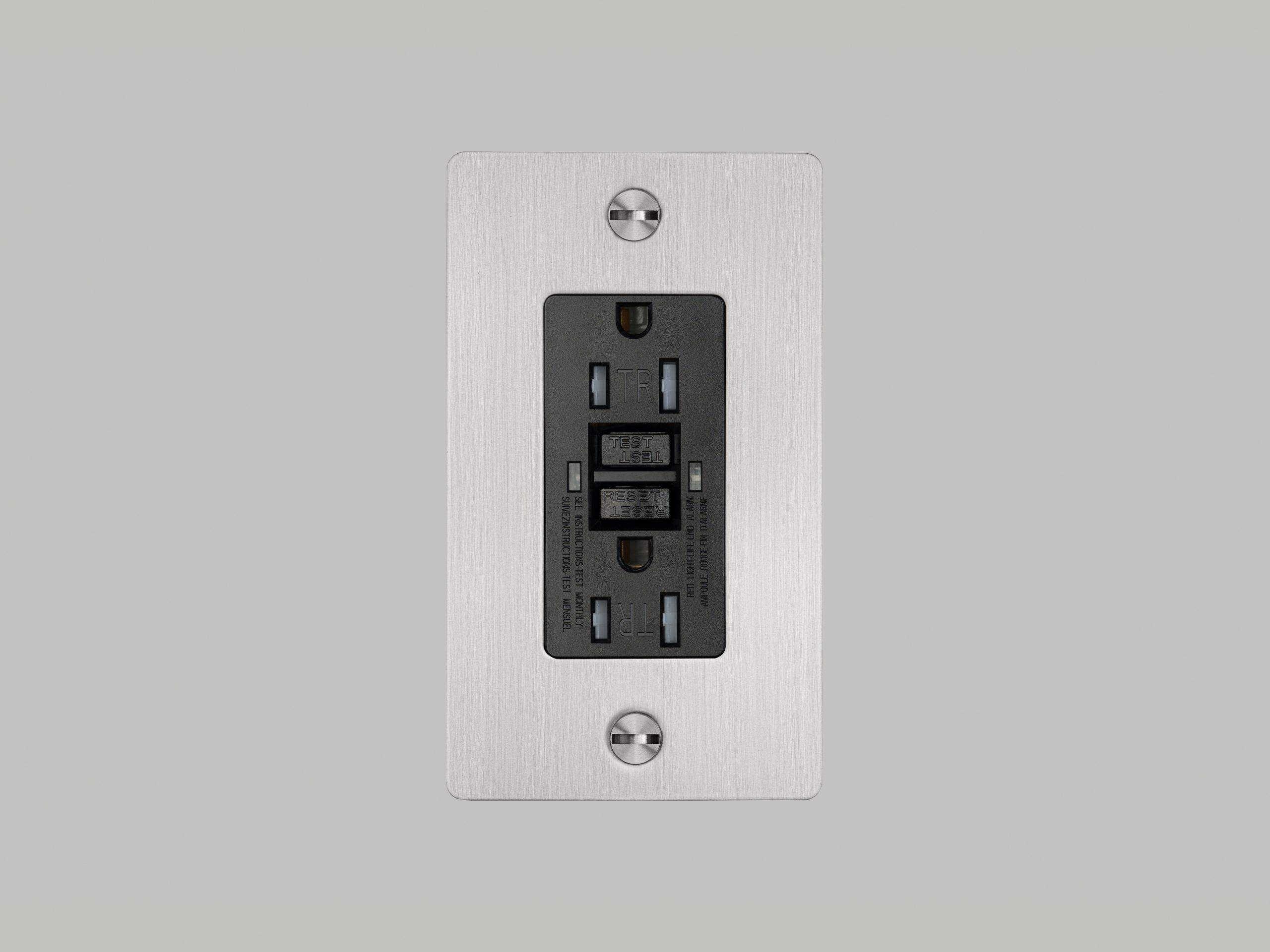 Buster + Punch 1G Steel Outlet without B+P Logo