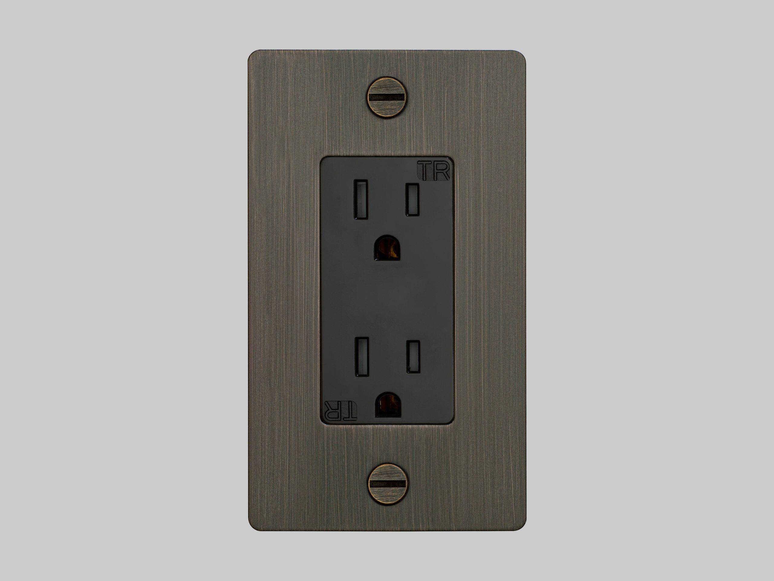 Buster + Punch 1G Smoked Bronze Outlet without B+P Logo