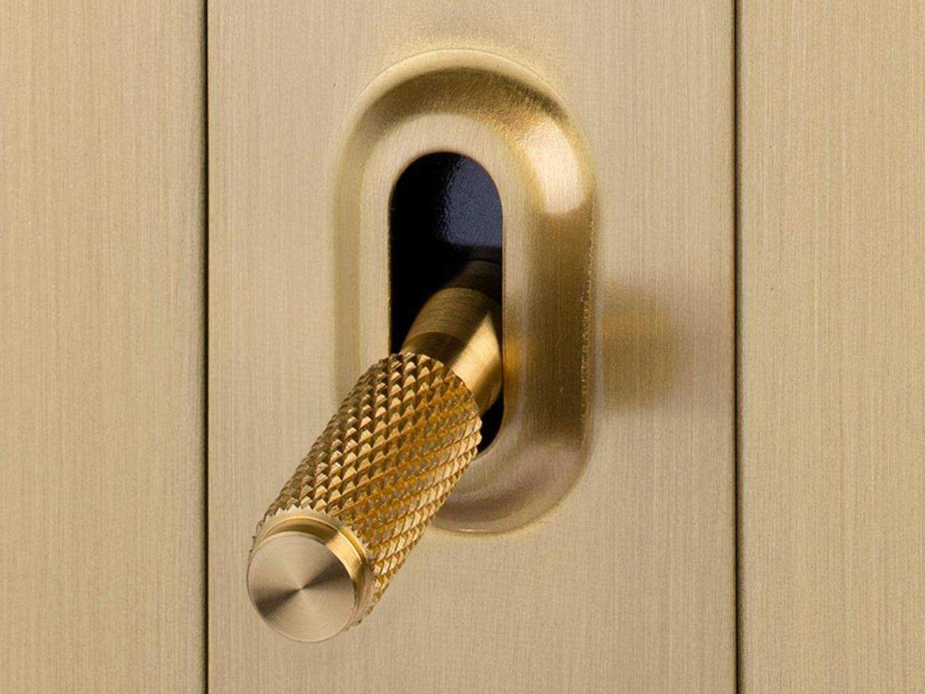 Buster + Punch 1G Brass Cross Toggle