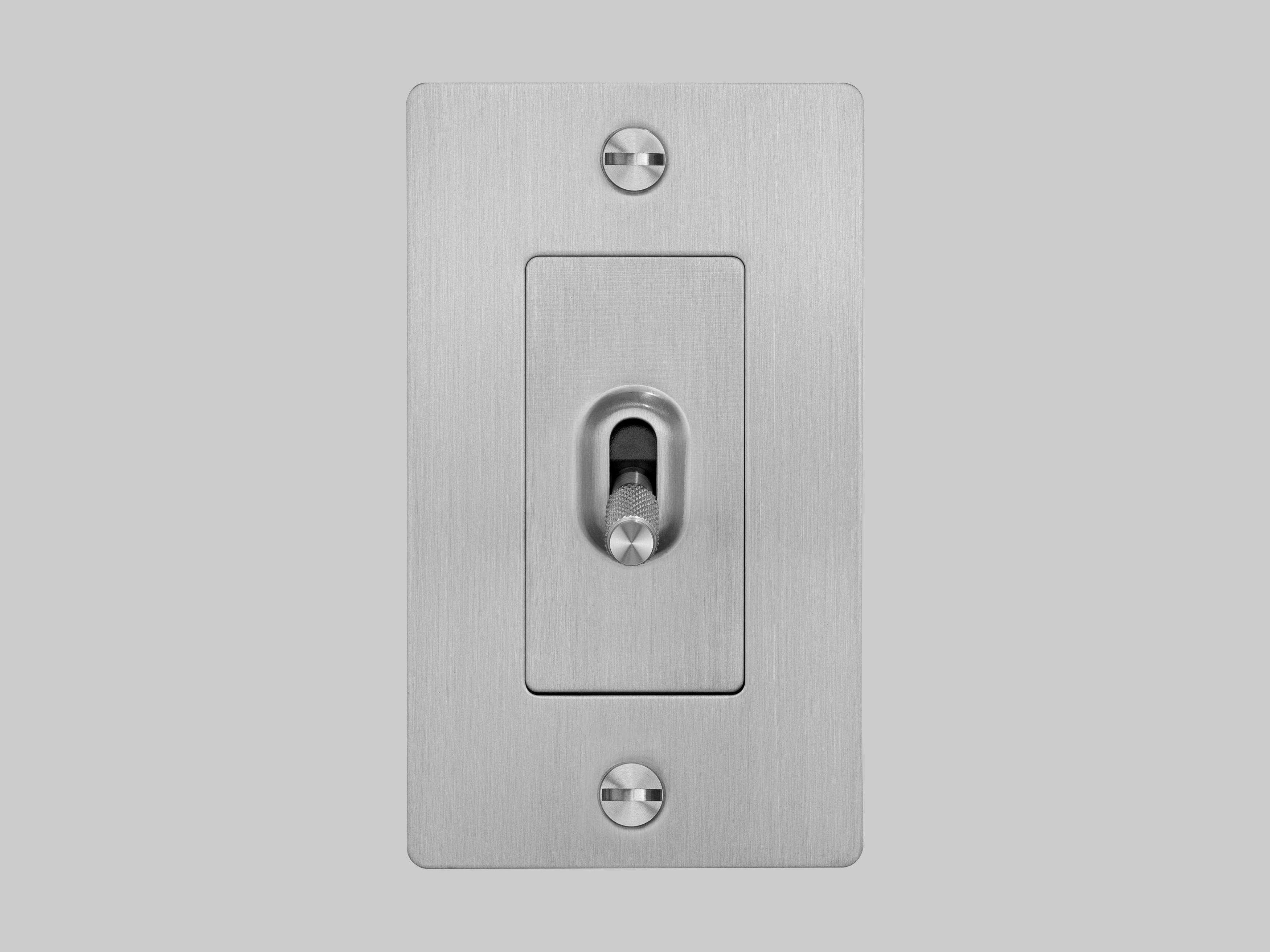 Buster + Punch 1G Steel Cross Toggle