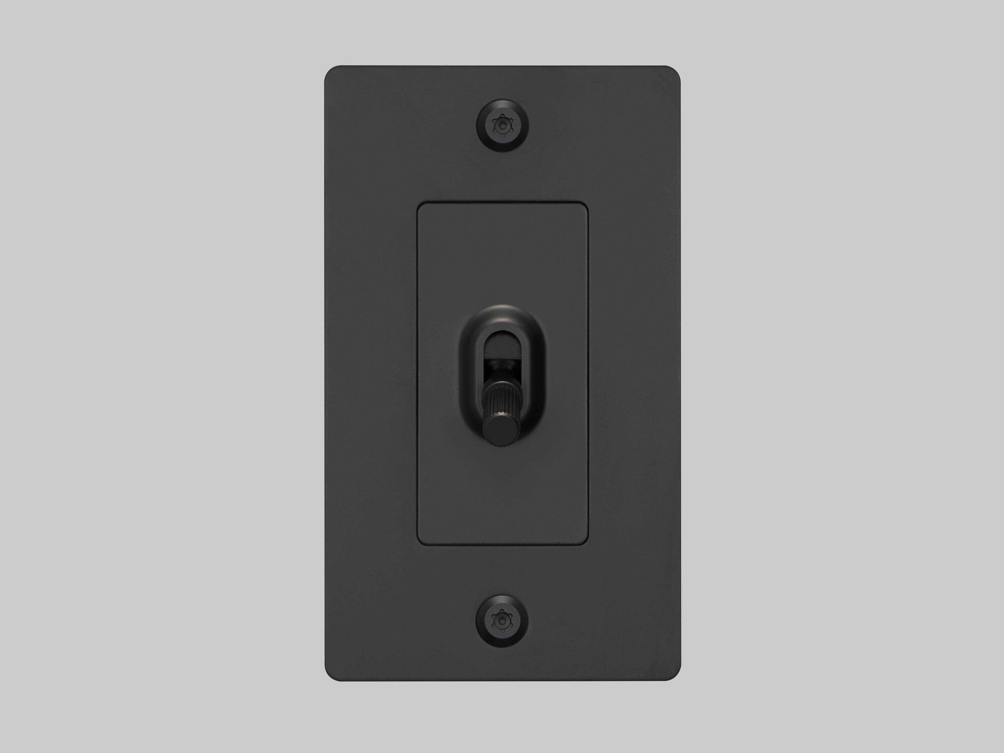 Buster + Punch 1G Black Linear Toggle