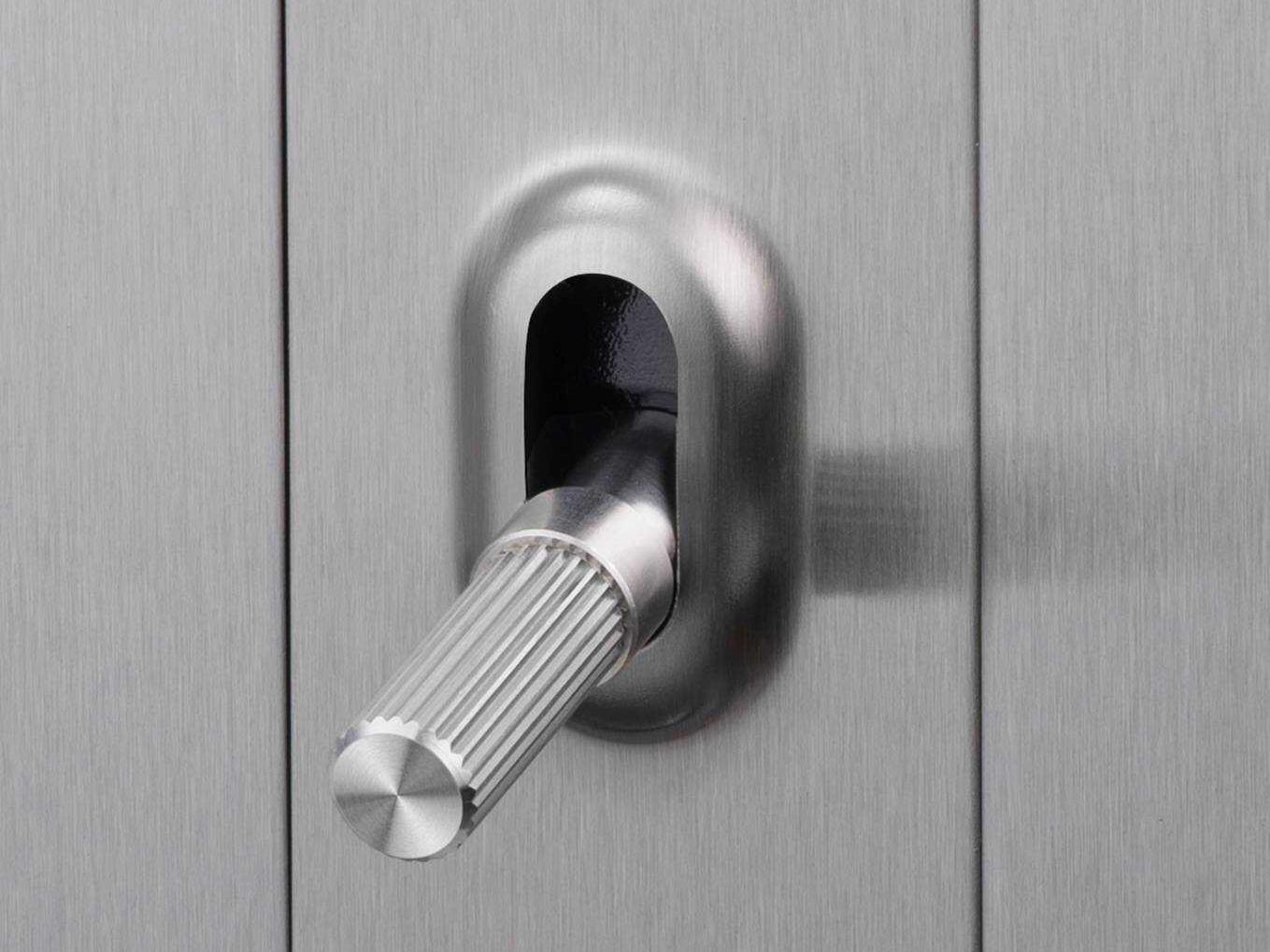 Buster + Punch 1G Steel Linear Toggle