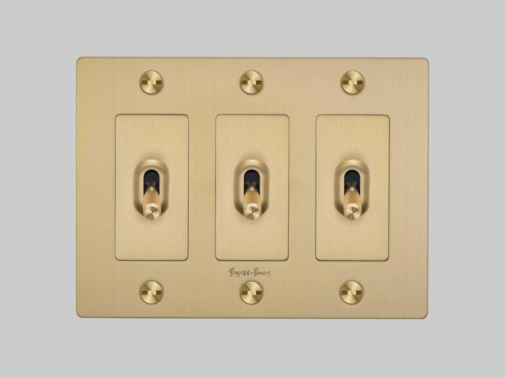 Buster + Punch 3G Brass Cross Toggle