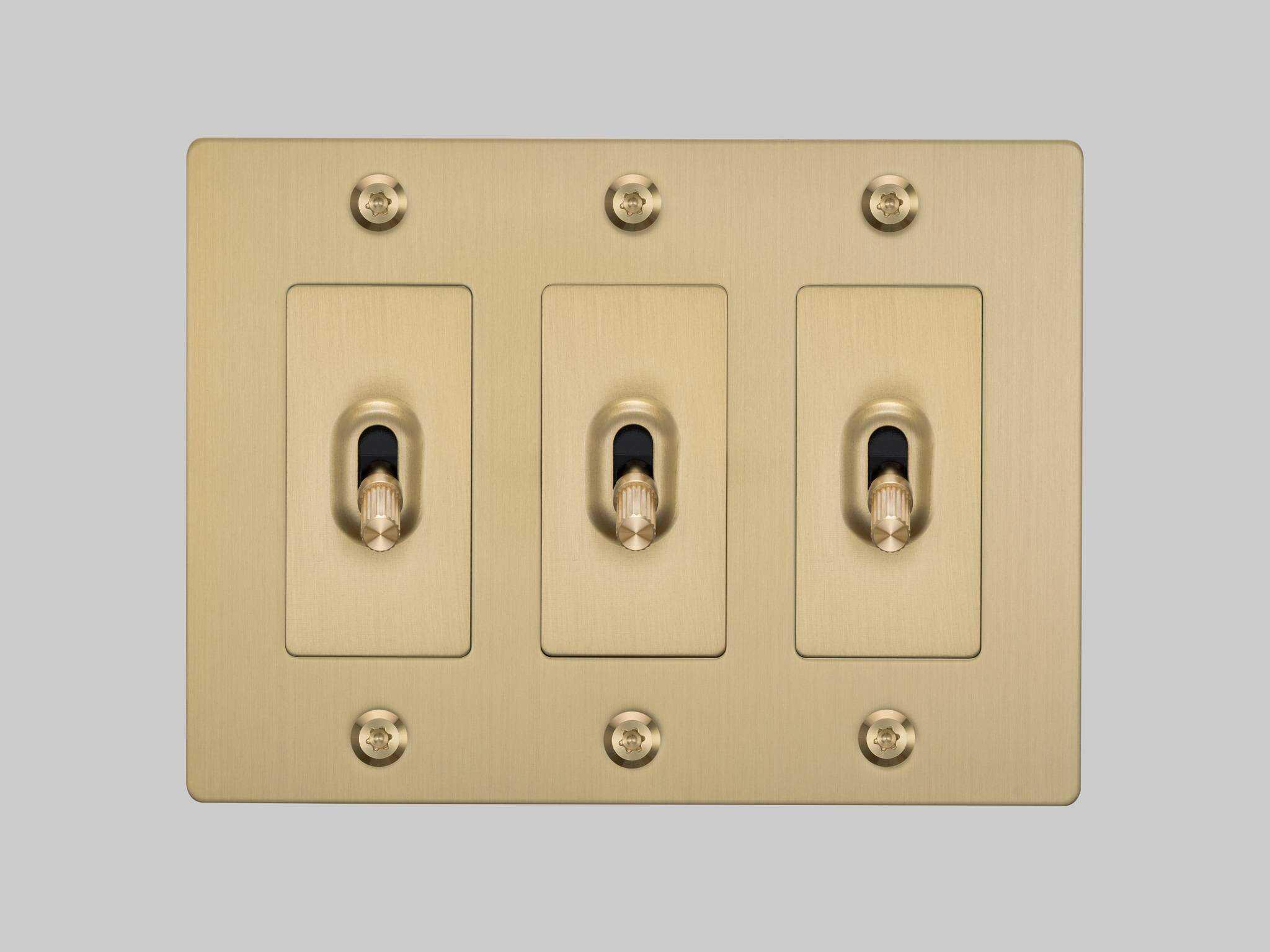 Buster + Punch 3G Brass Linear Toggle