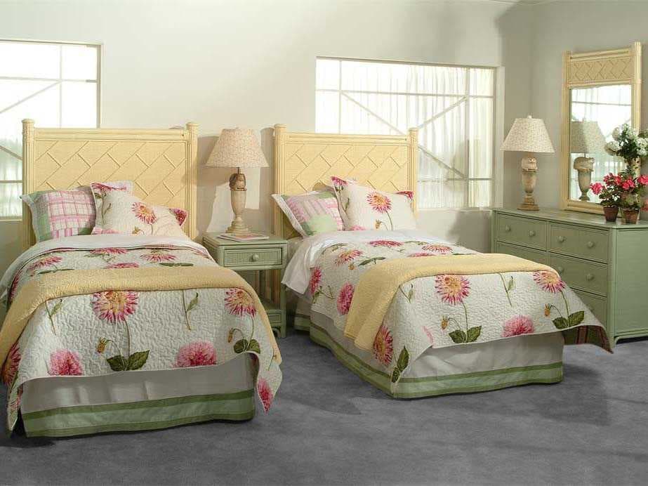 Braxton Culler Summer Retreat 1-Drawer Brown Hardwood Nightstand