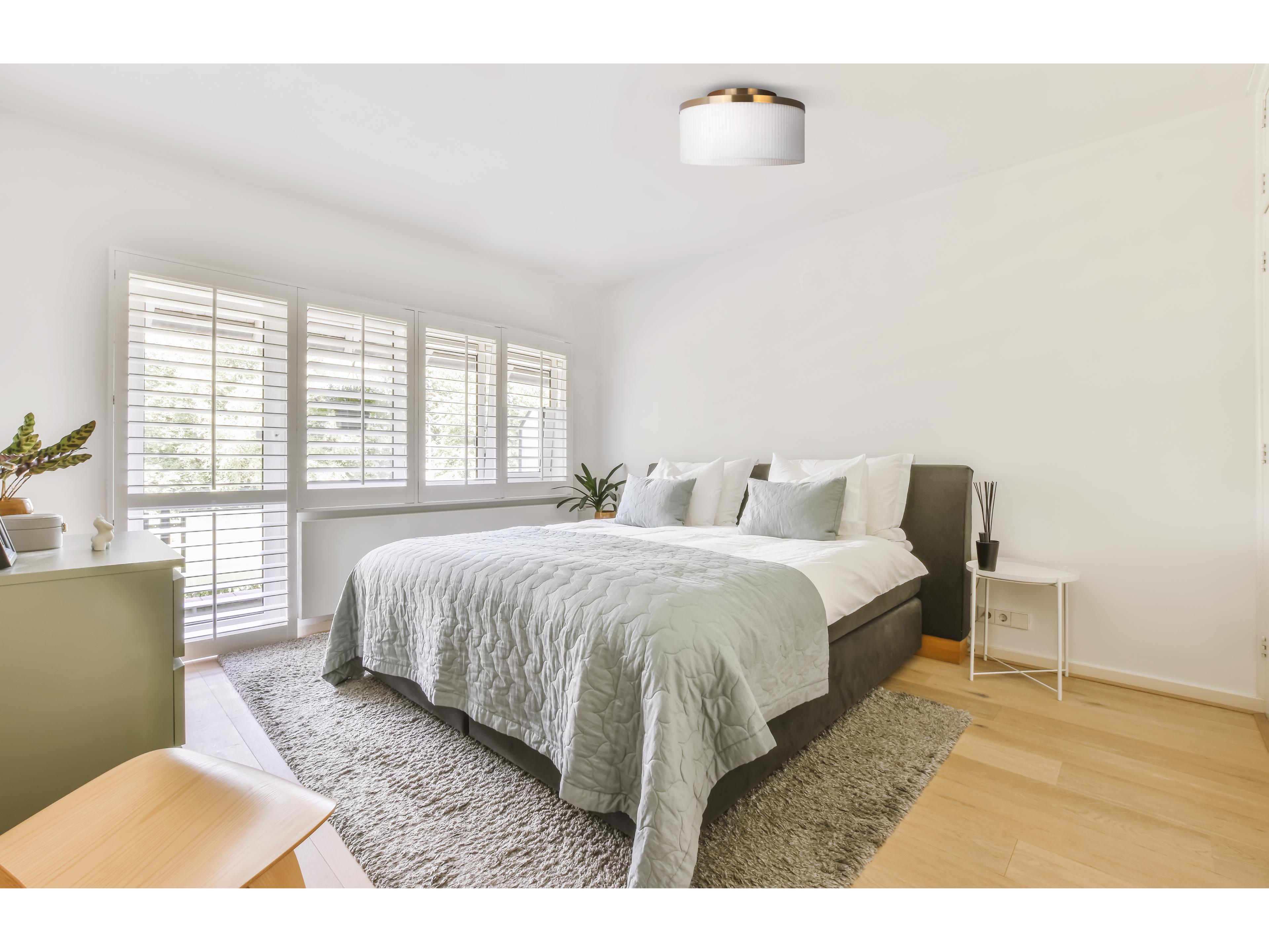 Canarm Kinslea 3 -light Gold Drum Flush Mount