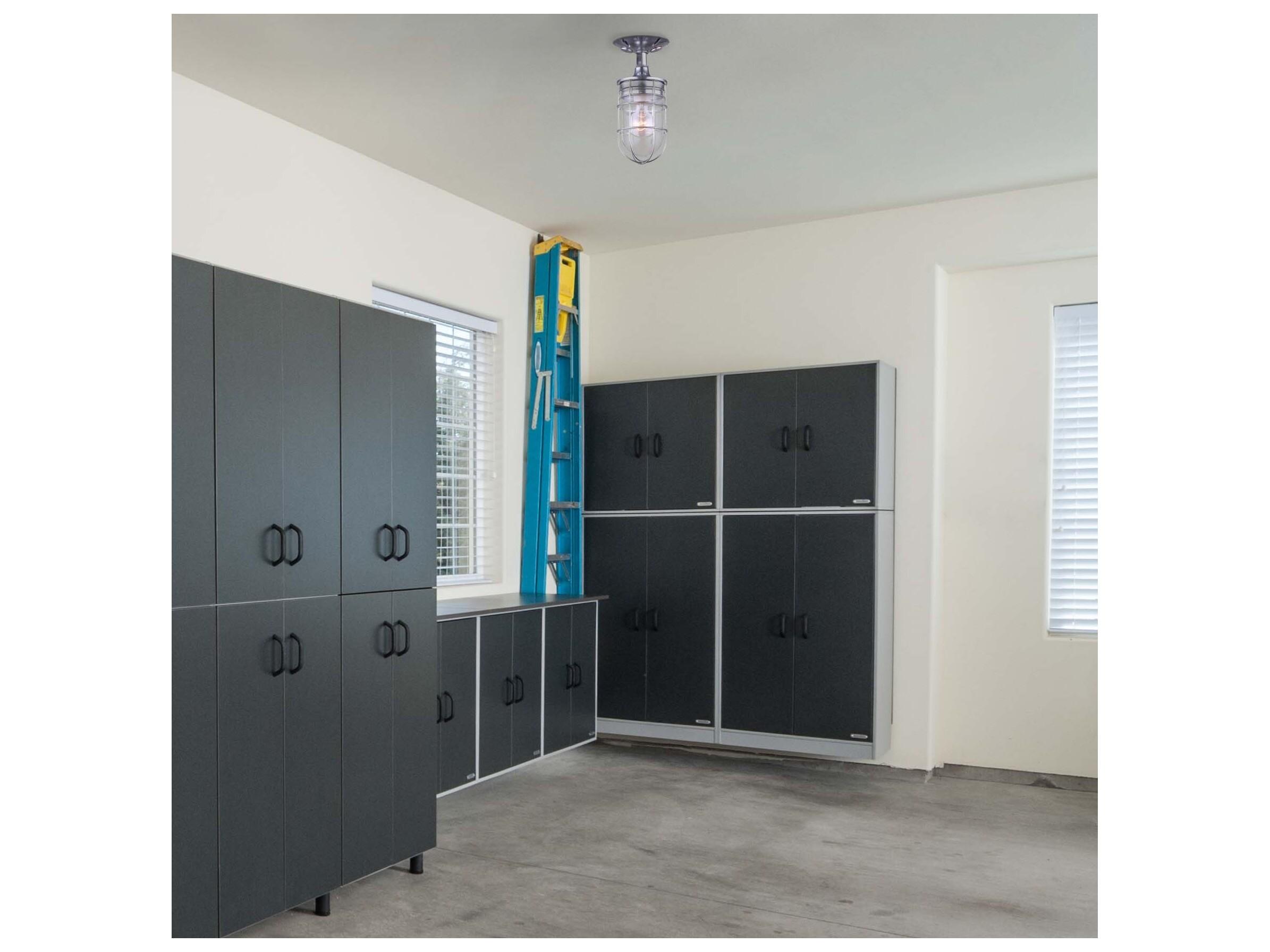 Canarm Outdoor 1 -light Wall Light