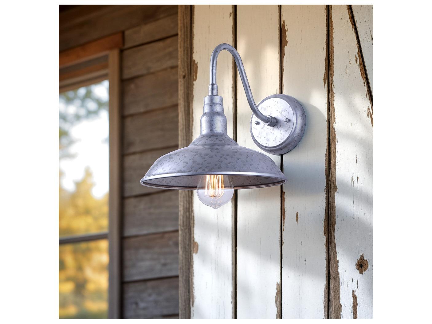 Canarm Desi 1 -light Outdoor Wall Light