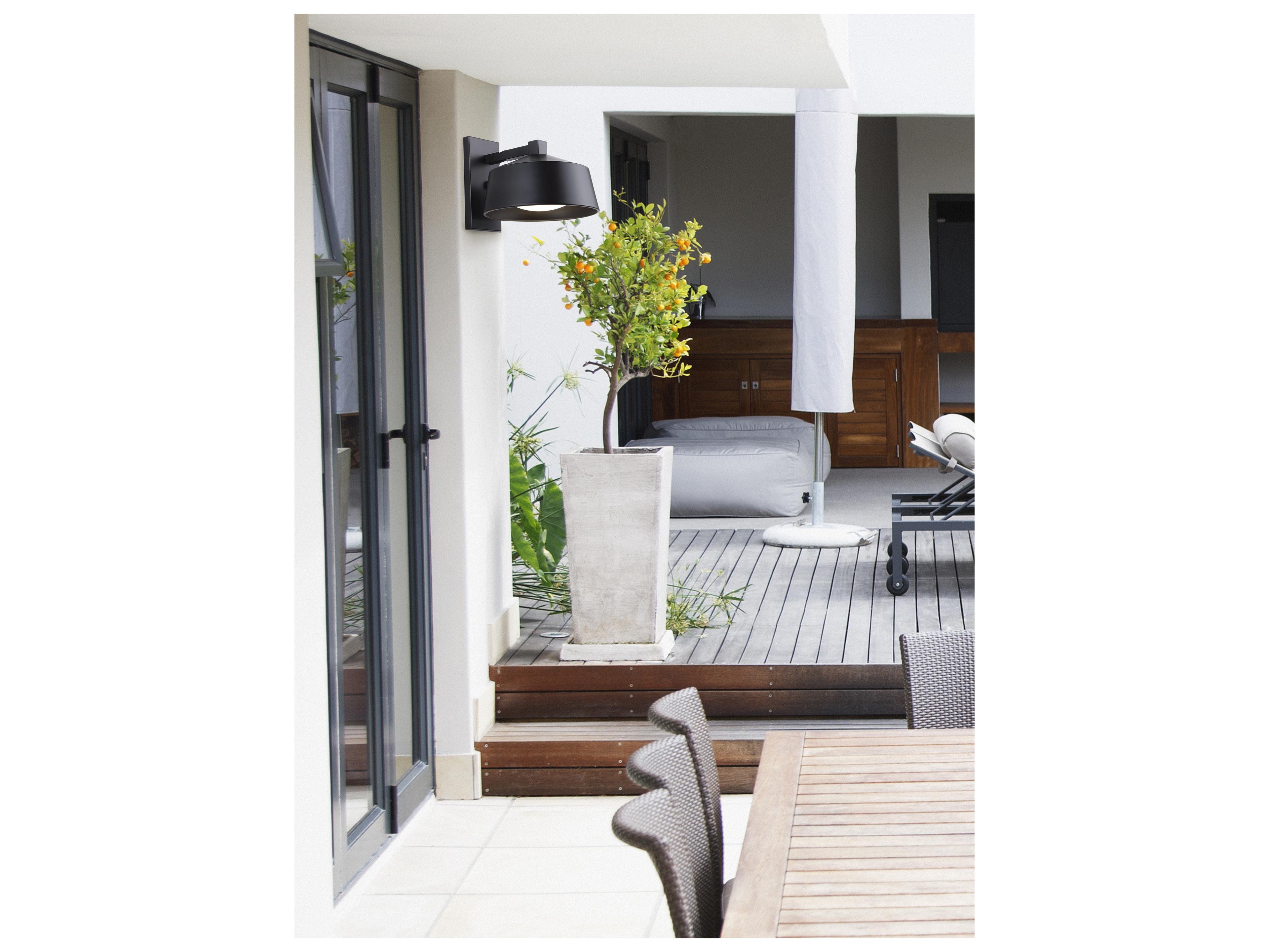 Canarm Crue Outdoor Wall Light