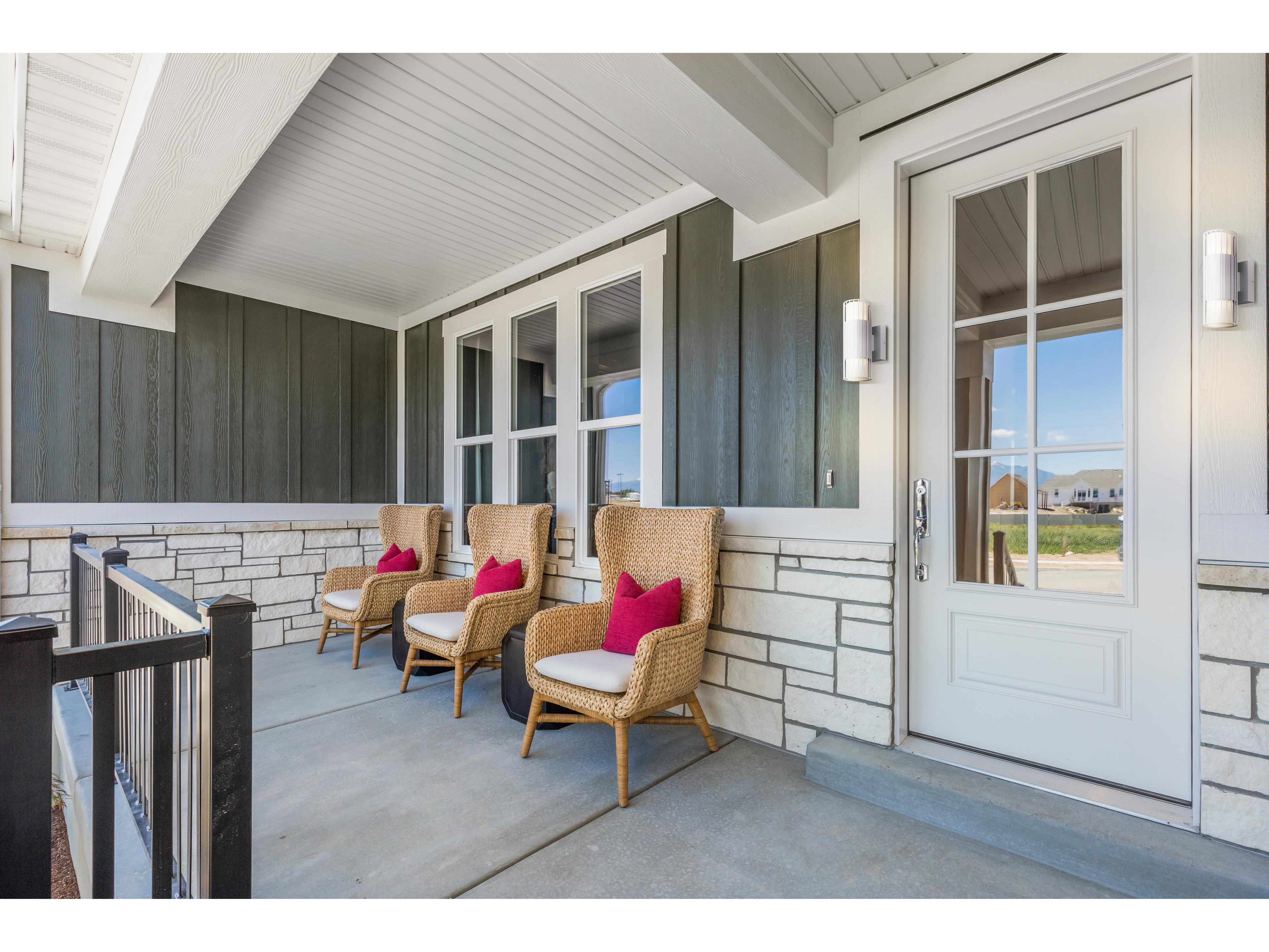 Canarm Javon 1 -light Outdoor Wall Light