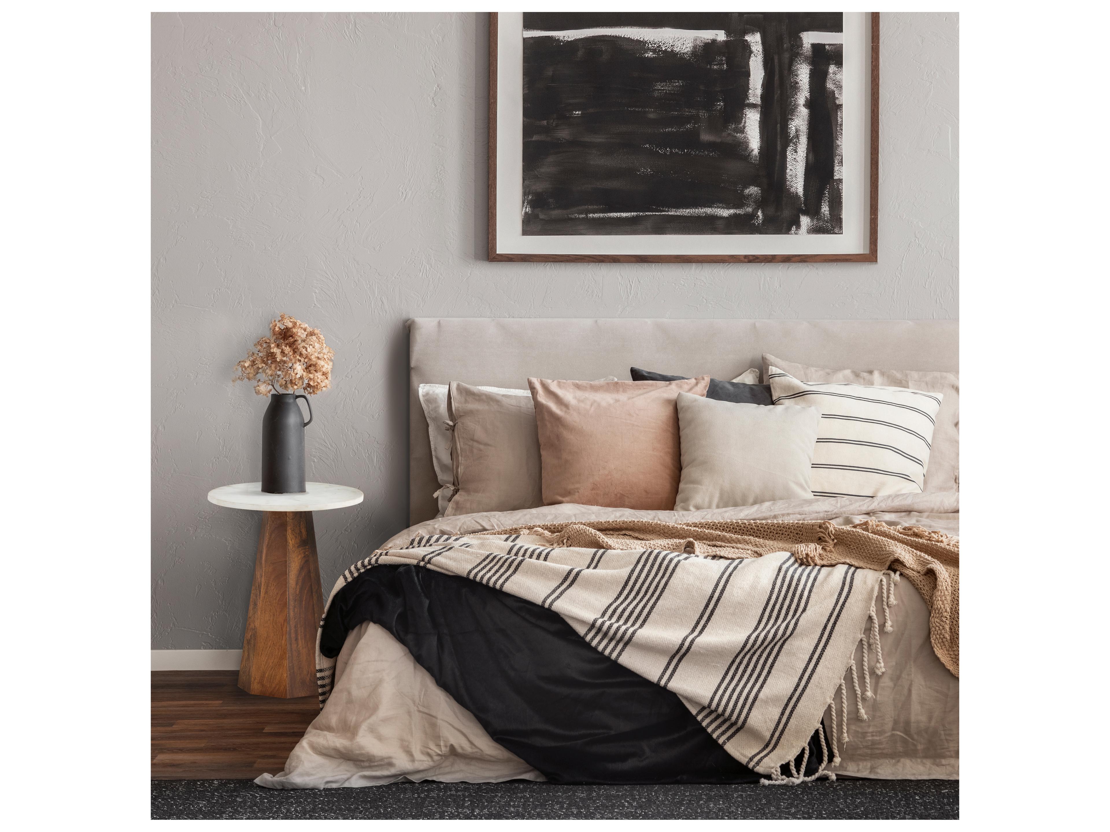 Canarm Naya Round Marble End Table