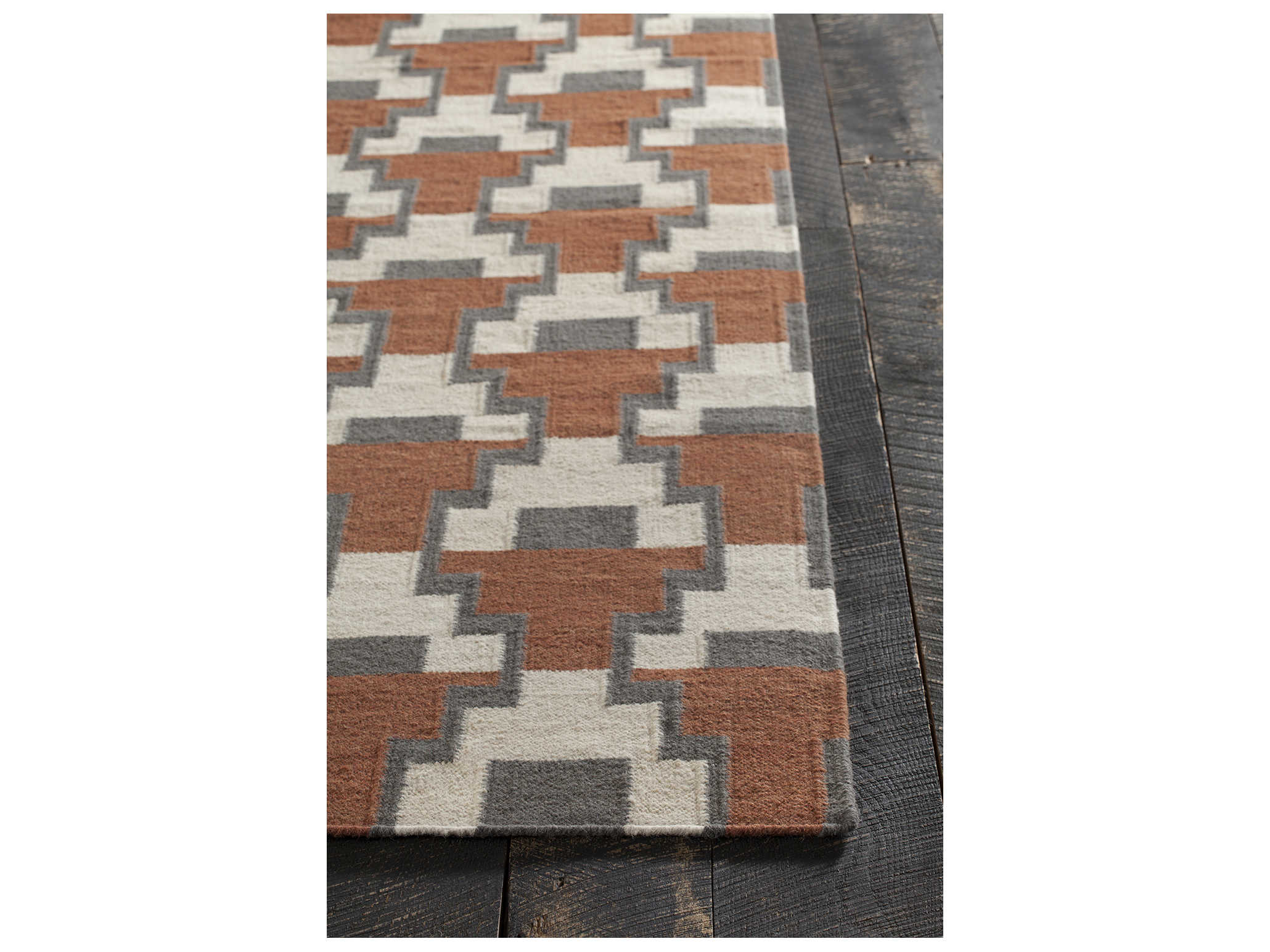 Chandra Avon Geometric Area Rug