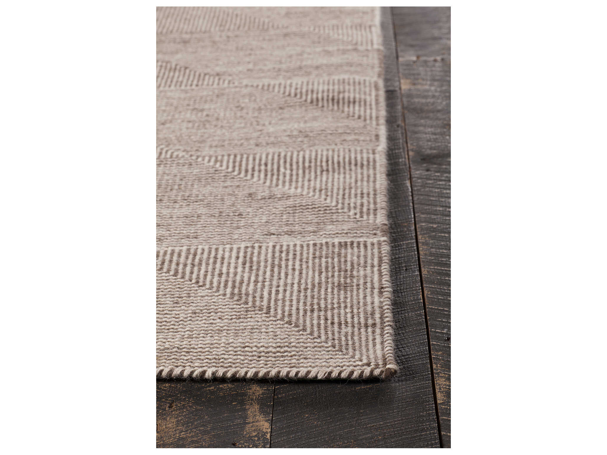 Chandra Bristol Geometric Area Rug