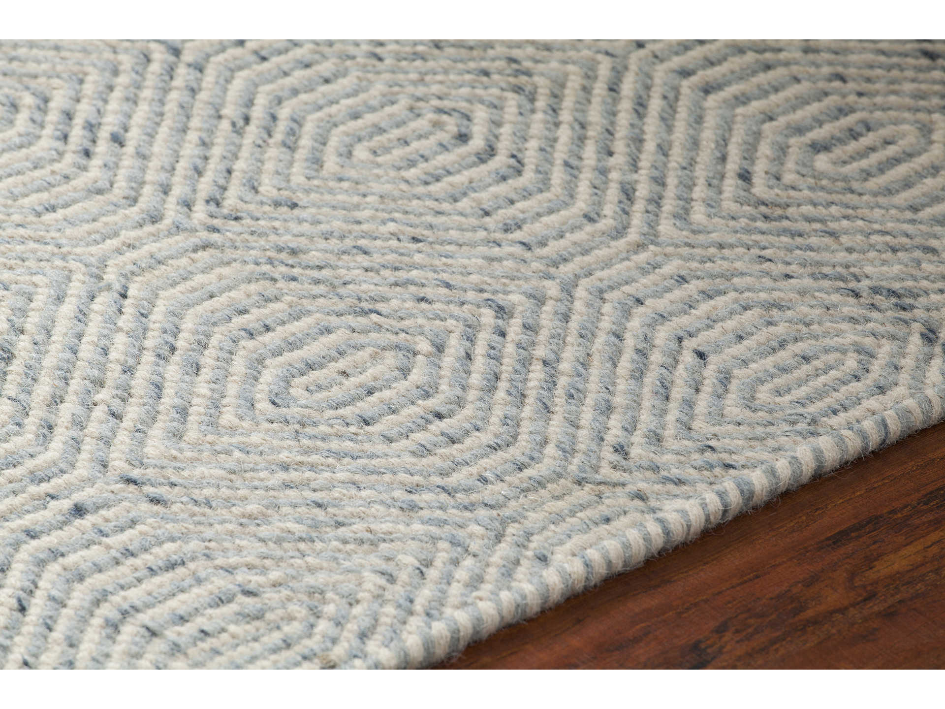Chandra Crest Geometric Area Rug