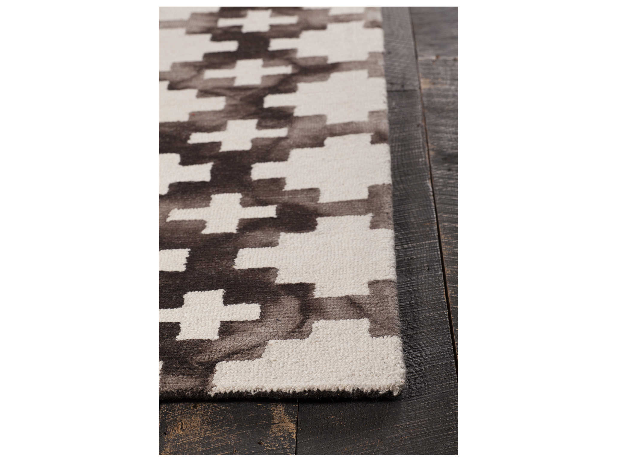 Chandra Elvo Geometric Area Rug