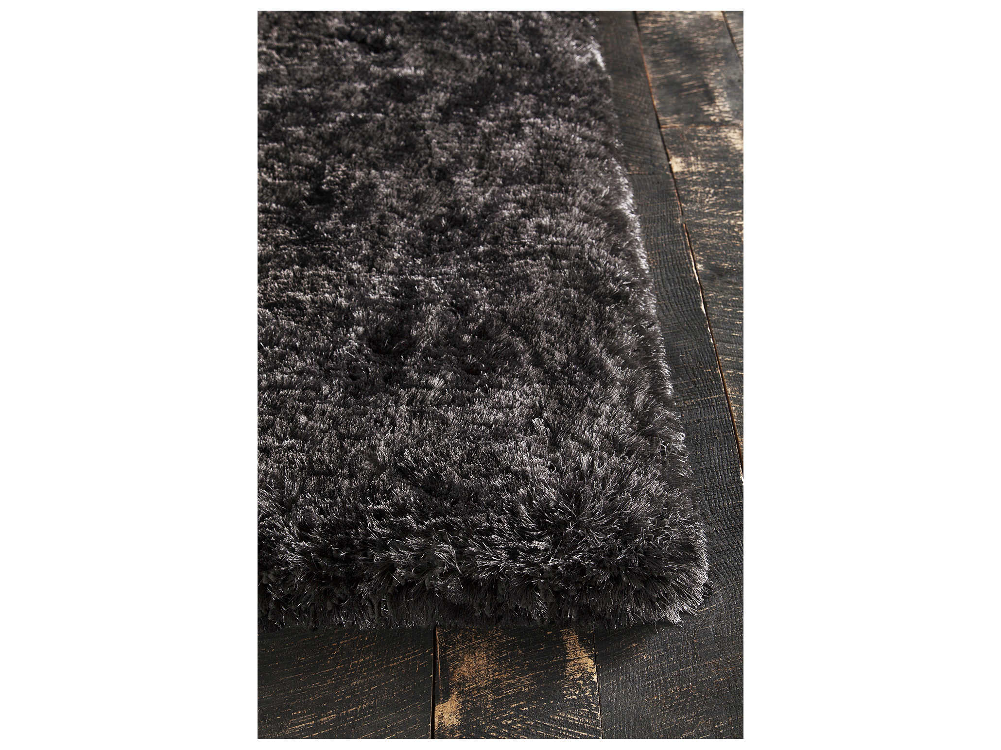 Chandra Giulia Shag Area Rug