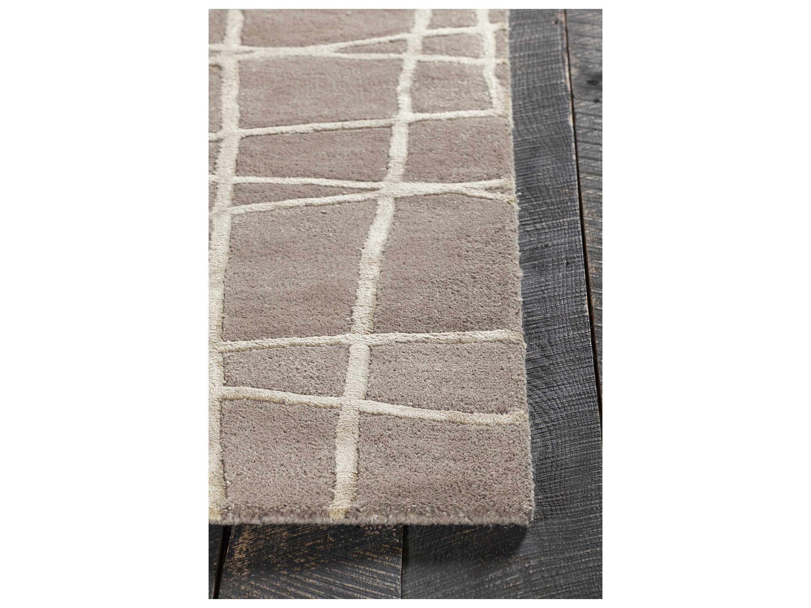 Chandra Oslo Geometric Area Rug