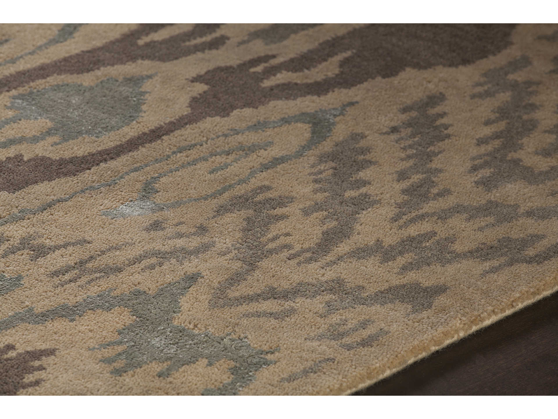 Chandra Rupec Ikat Area Rug