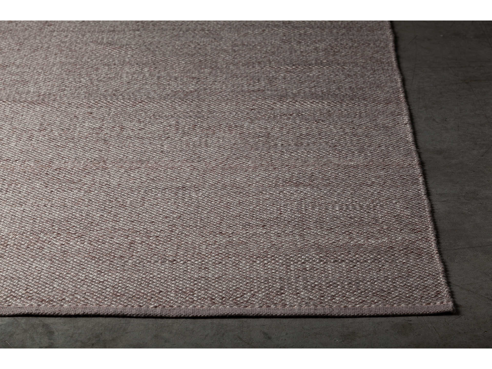 Chandra Rydel Area Rug